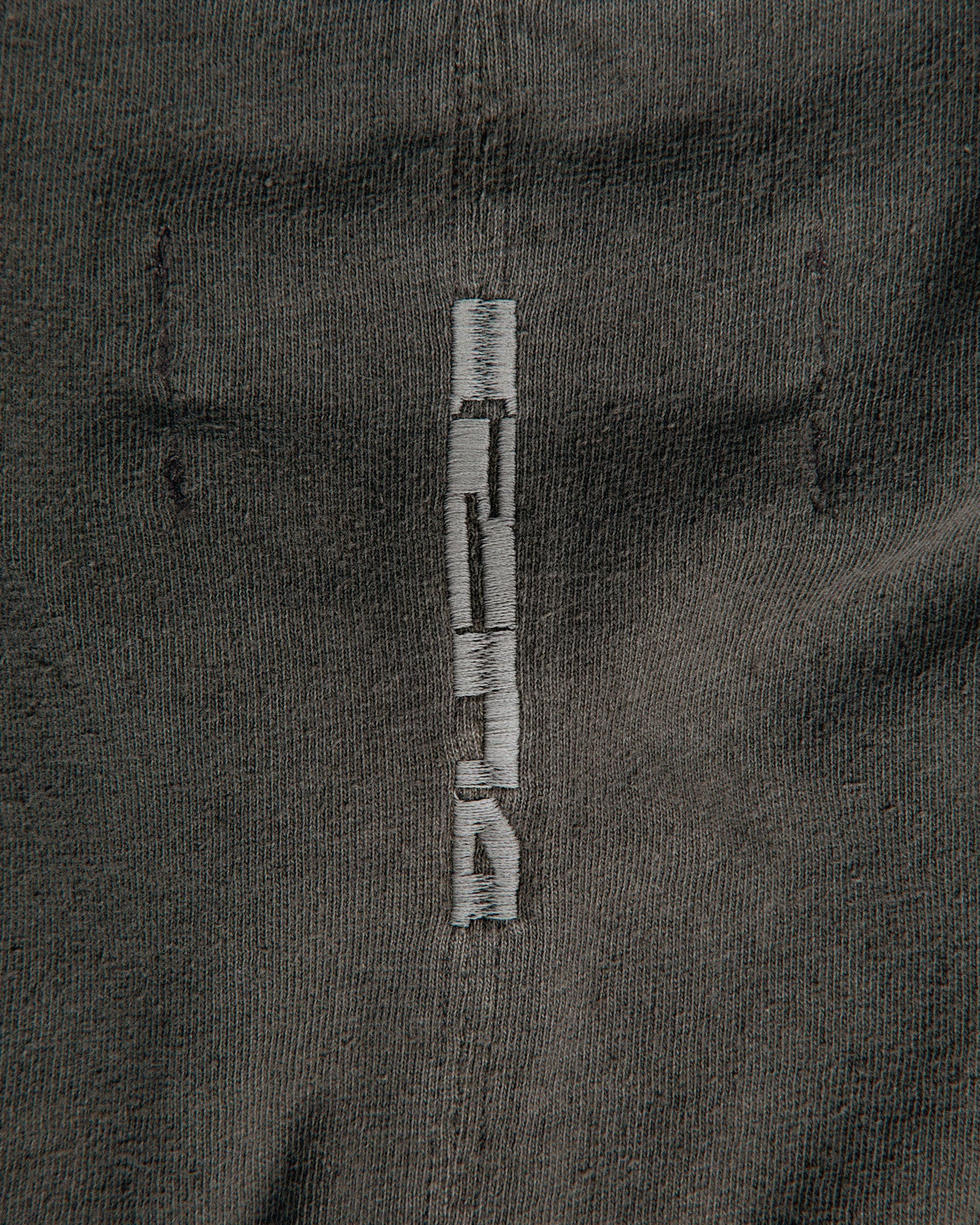 011 - Founder Roll-Up T-Shirt - Image 18