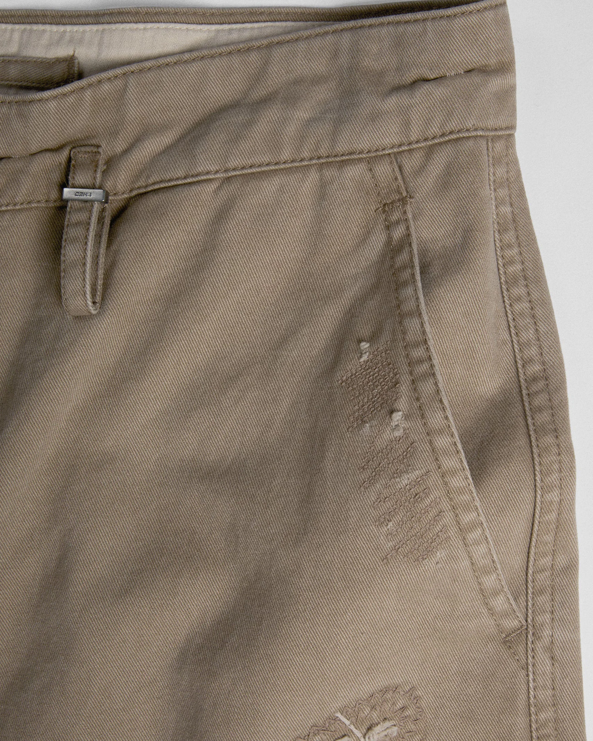 011 - Moccasin Memory Faded Chino - Image 13