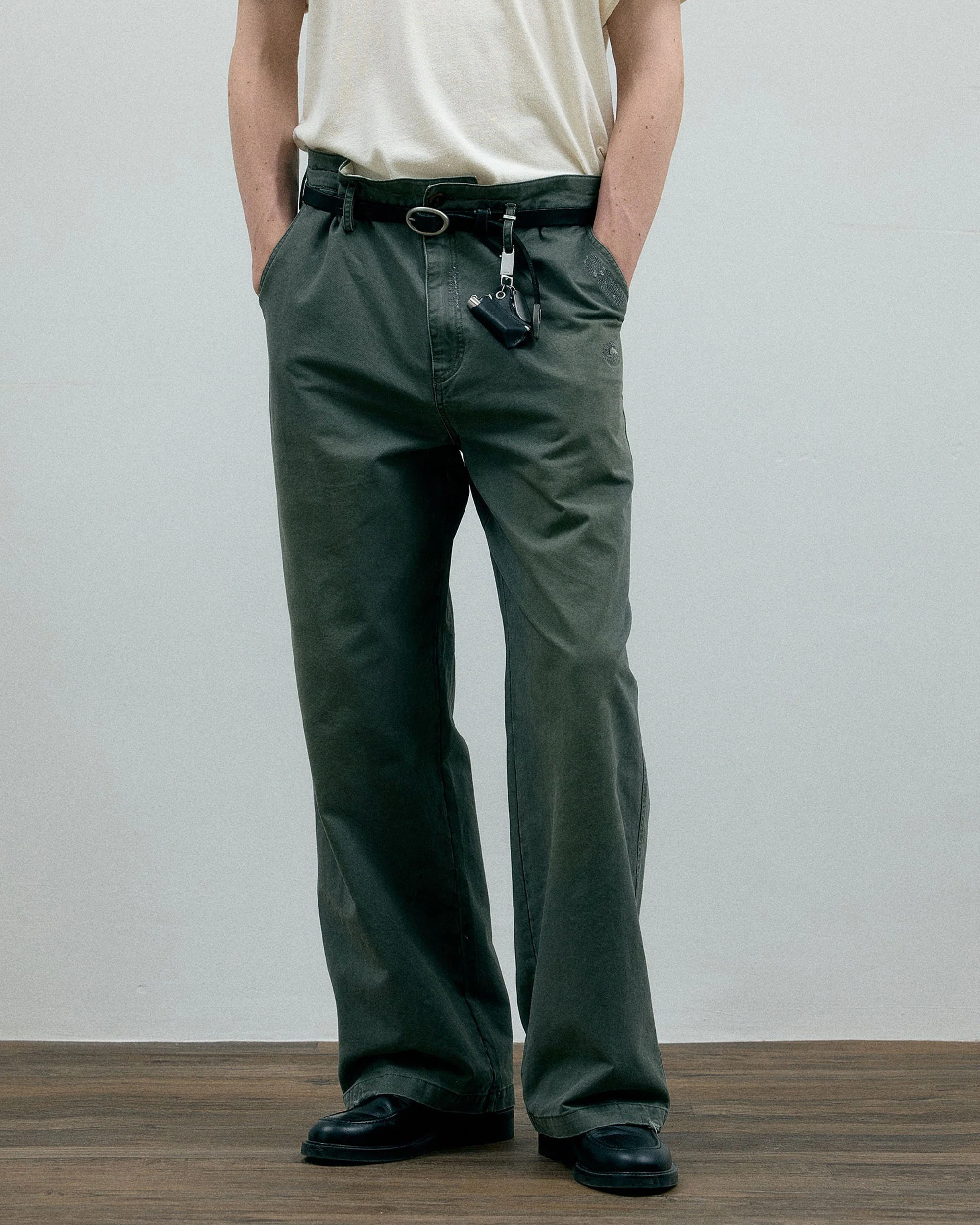 011 - Moccasin Memory Faded Chino - Image 20