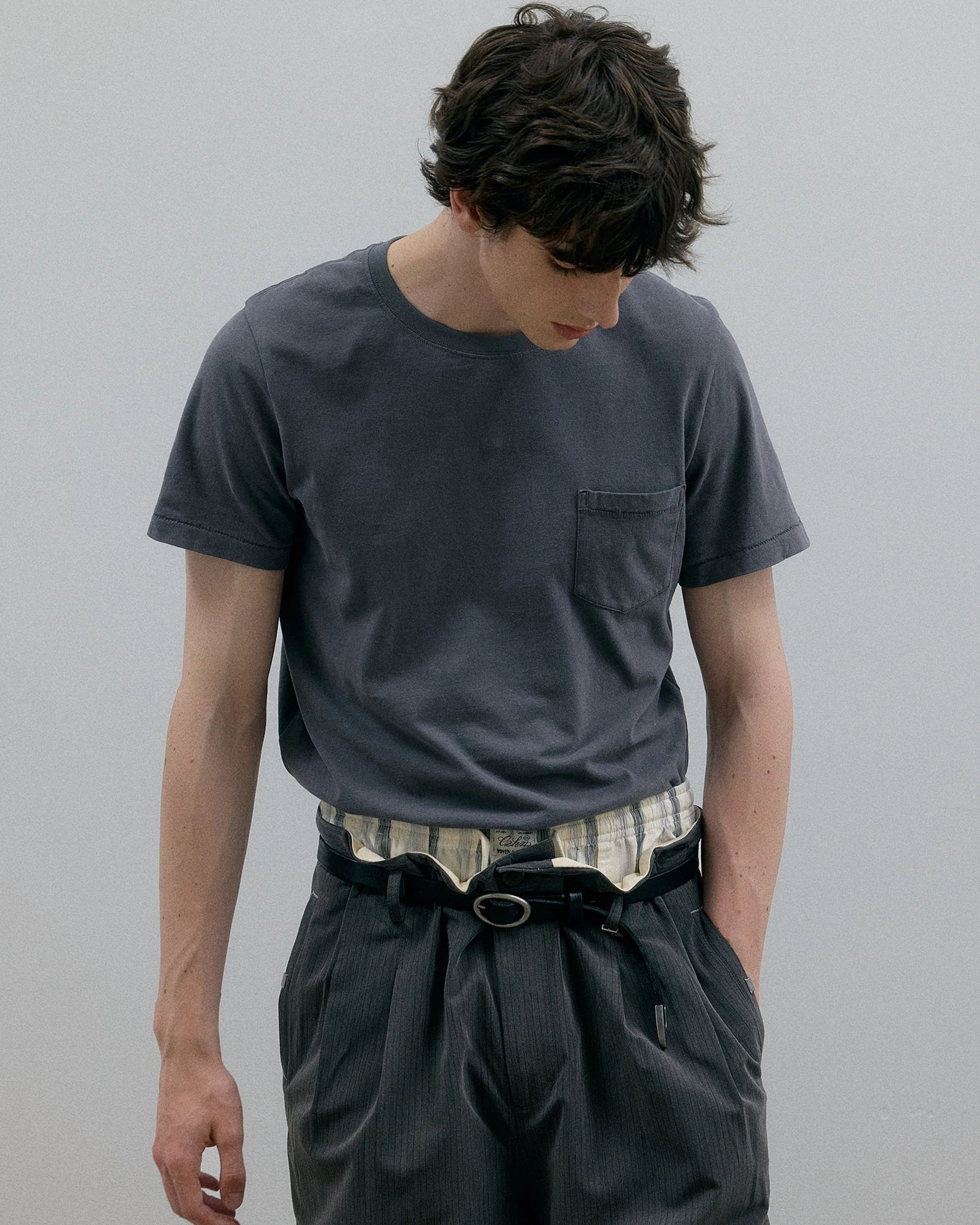 011 - Old Time Wardrobe Wrinkled Pocket T-Shirt - Image 4