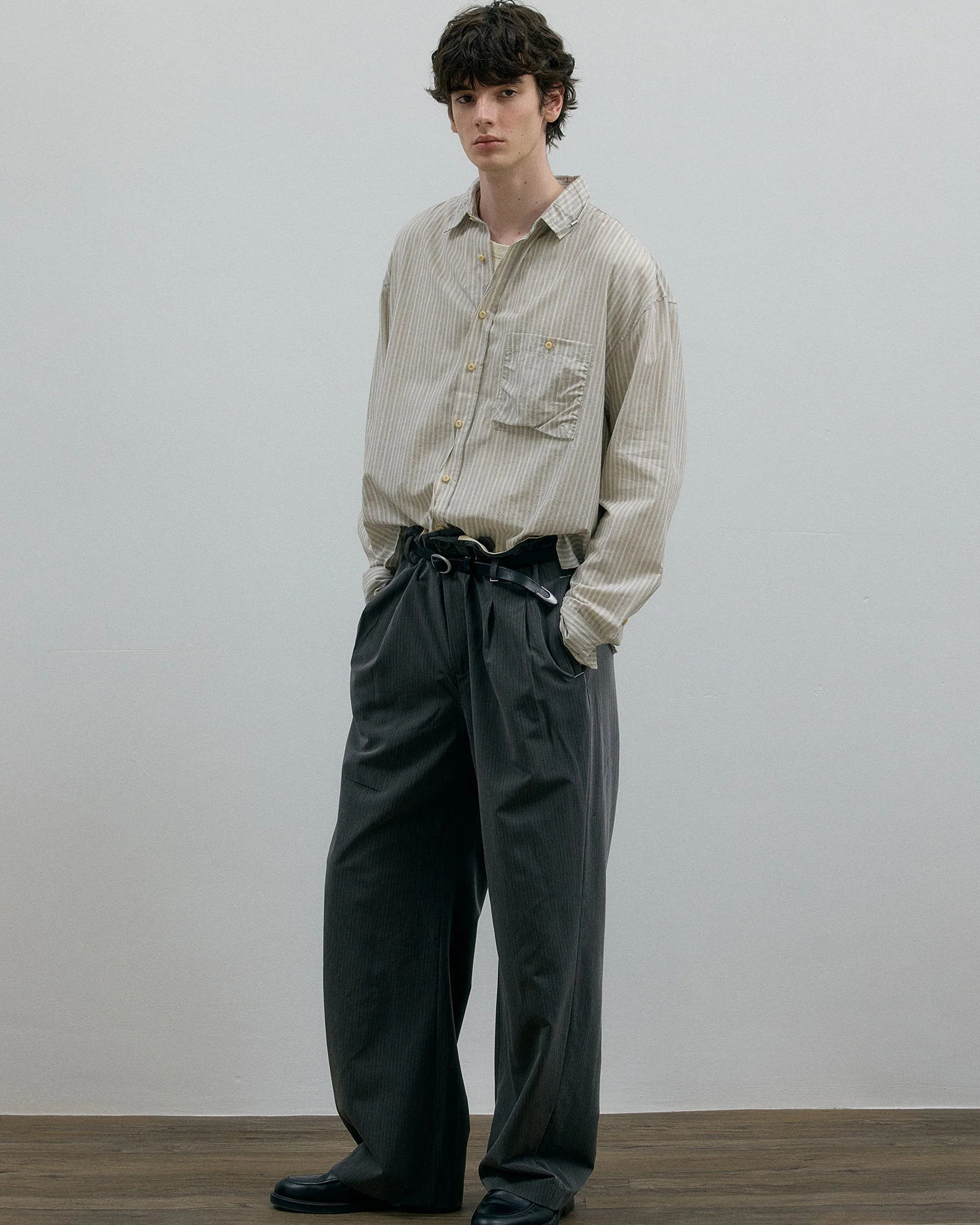 011 - Old Time Wardrobe Wrinkled Shirt - Image 2