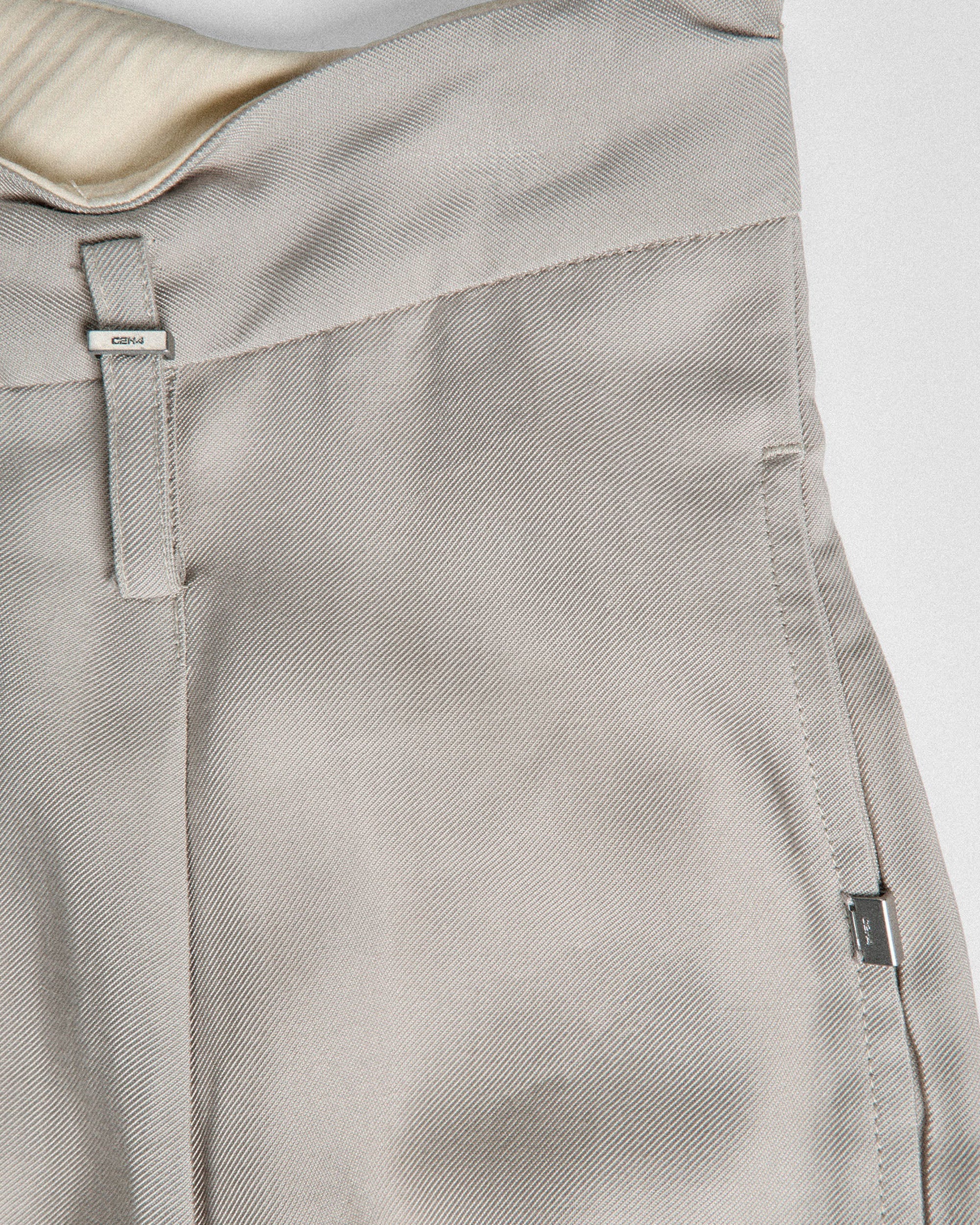 011 - Vrille Fold-Over Tailored Shorts - Image 4
