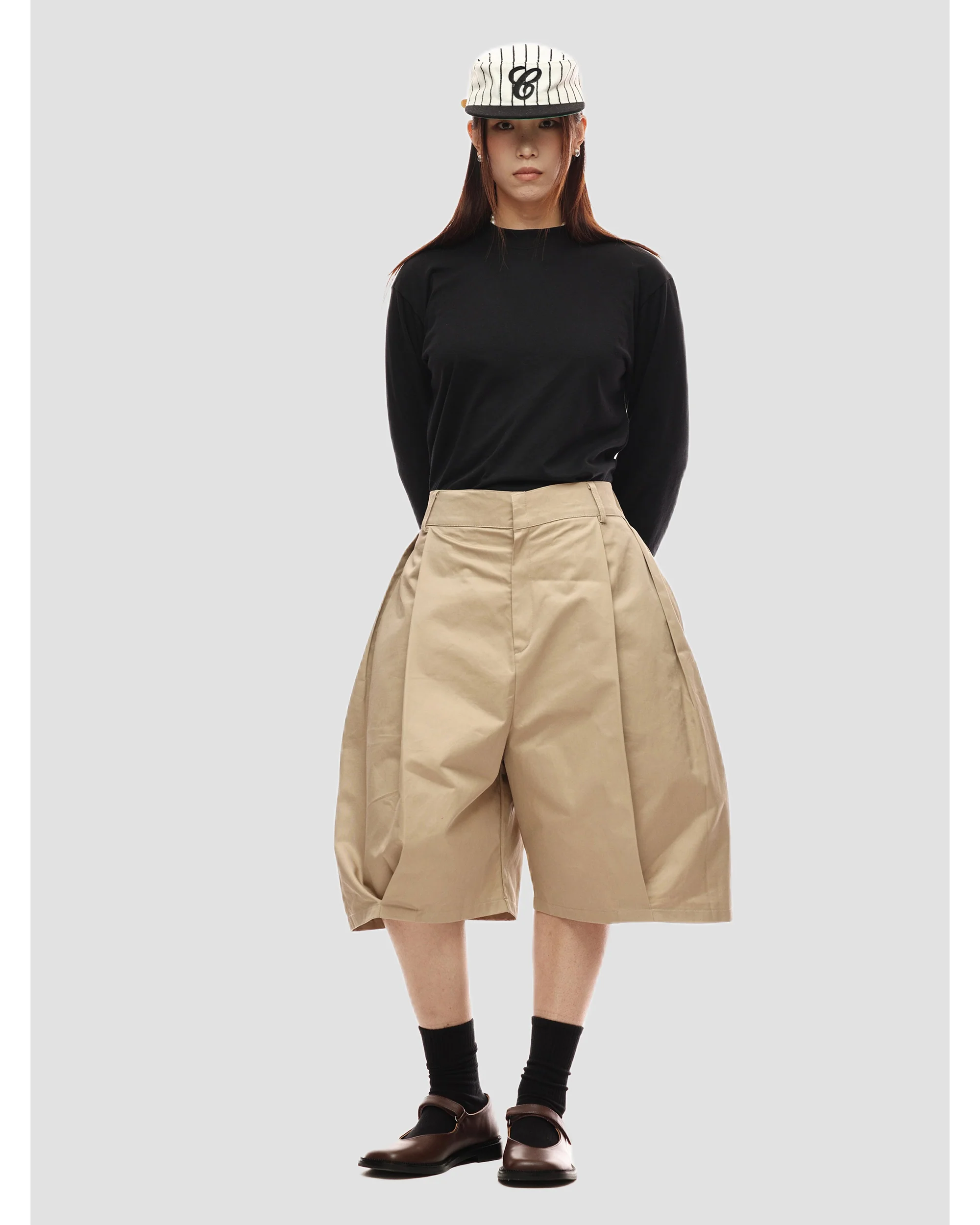 6CRAYON Elastic Waist Wide-Leg Shorts 2.0 – Double Pleated & Loose Fit with Coating - Image 6