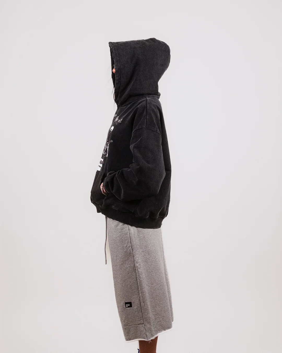 86 Mid-Length Shorts - Image 9