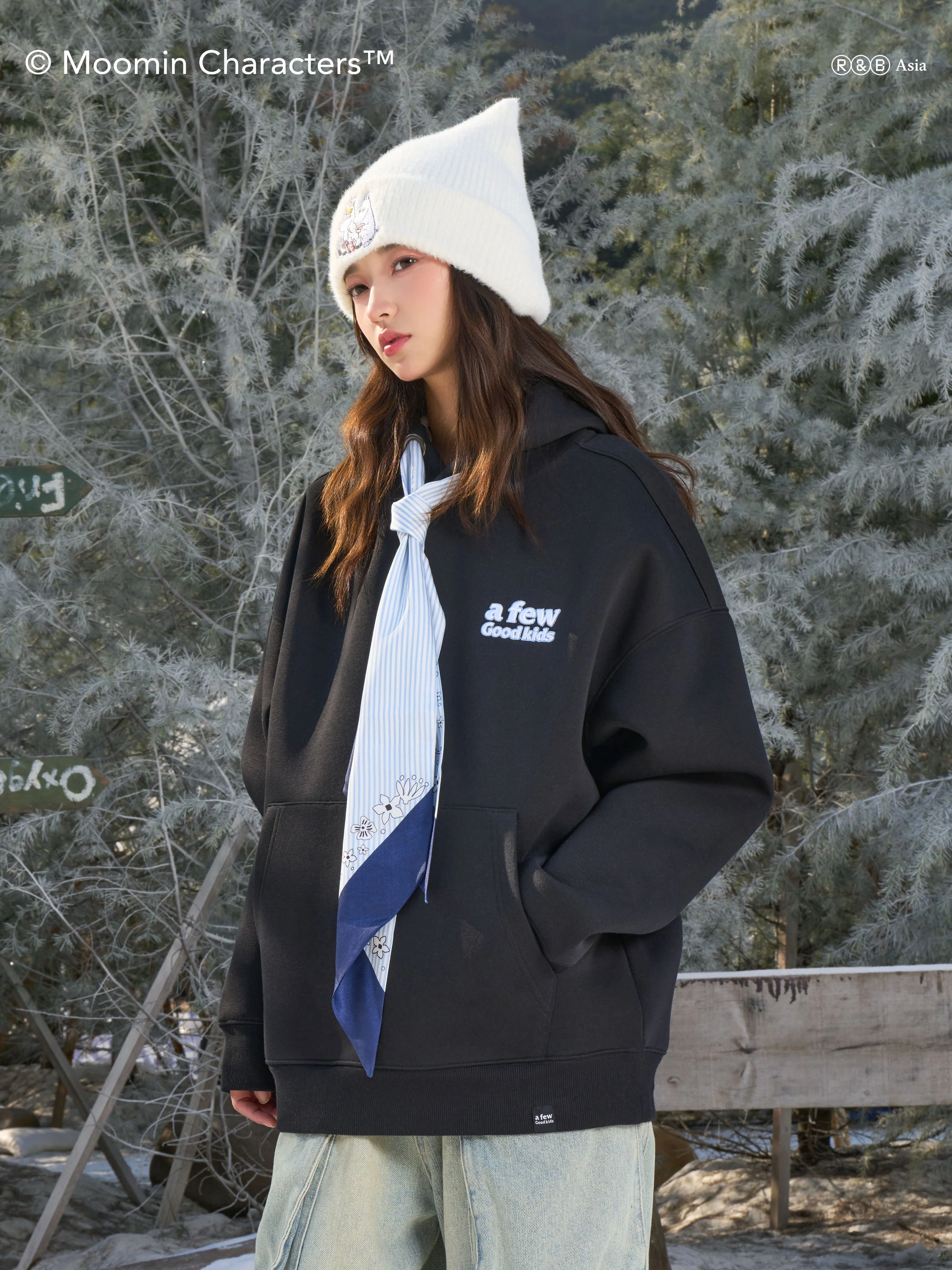 AFGK X MOOMIN Scarf Scuba Hoodie - Image 15