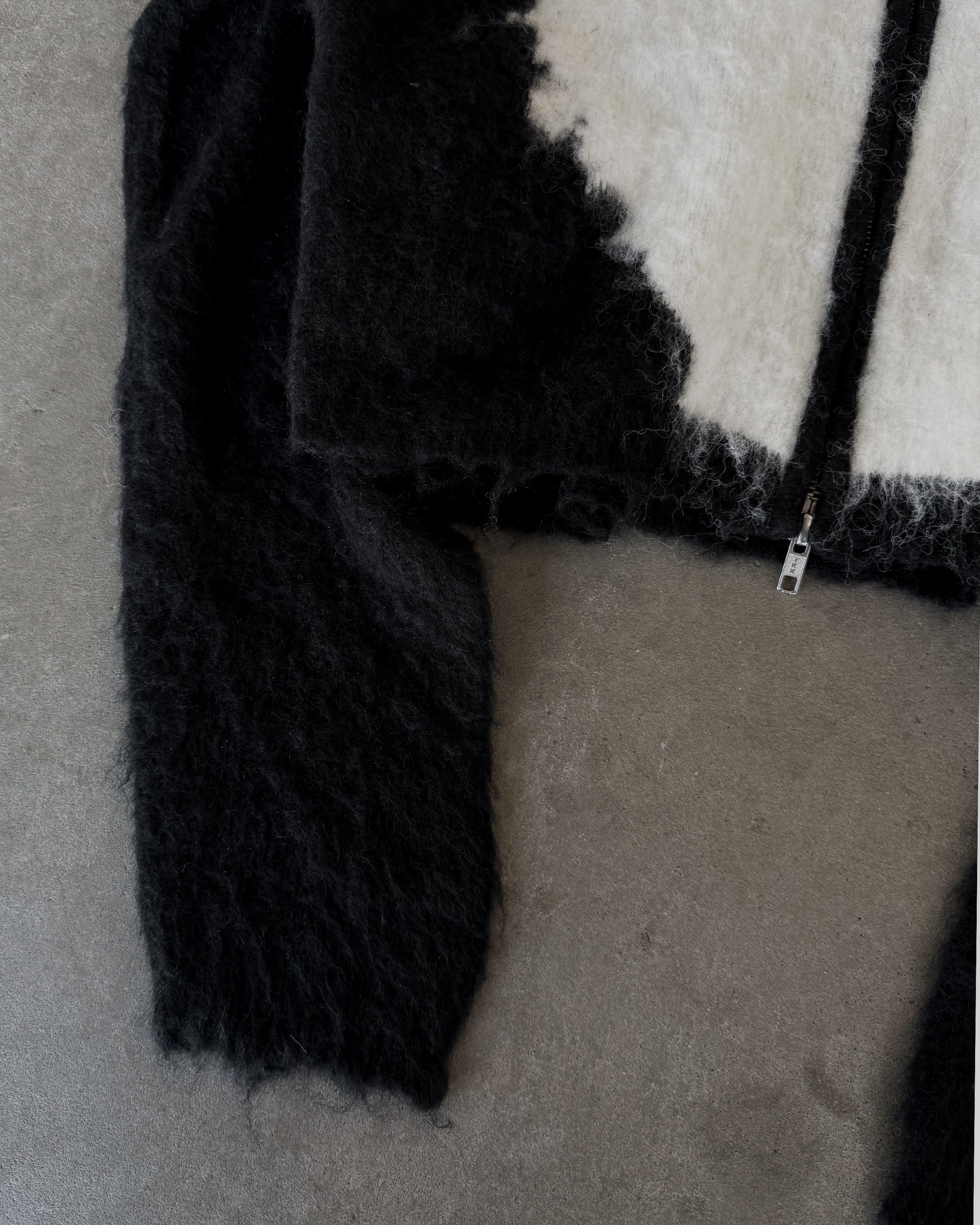 "ANGEL" MOHAIR ZIP - BLACK - Image 4