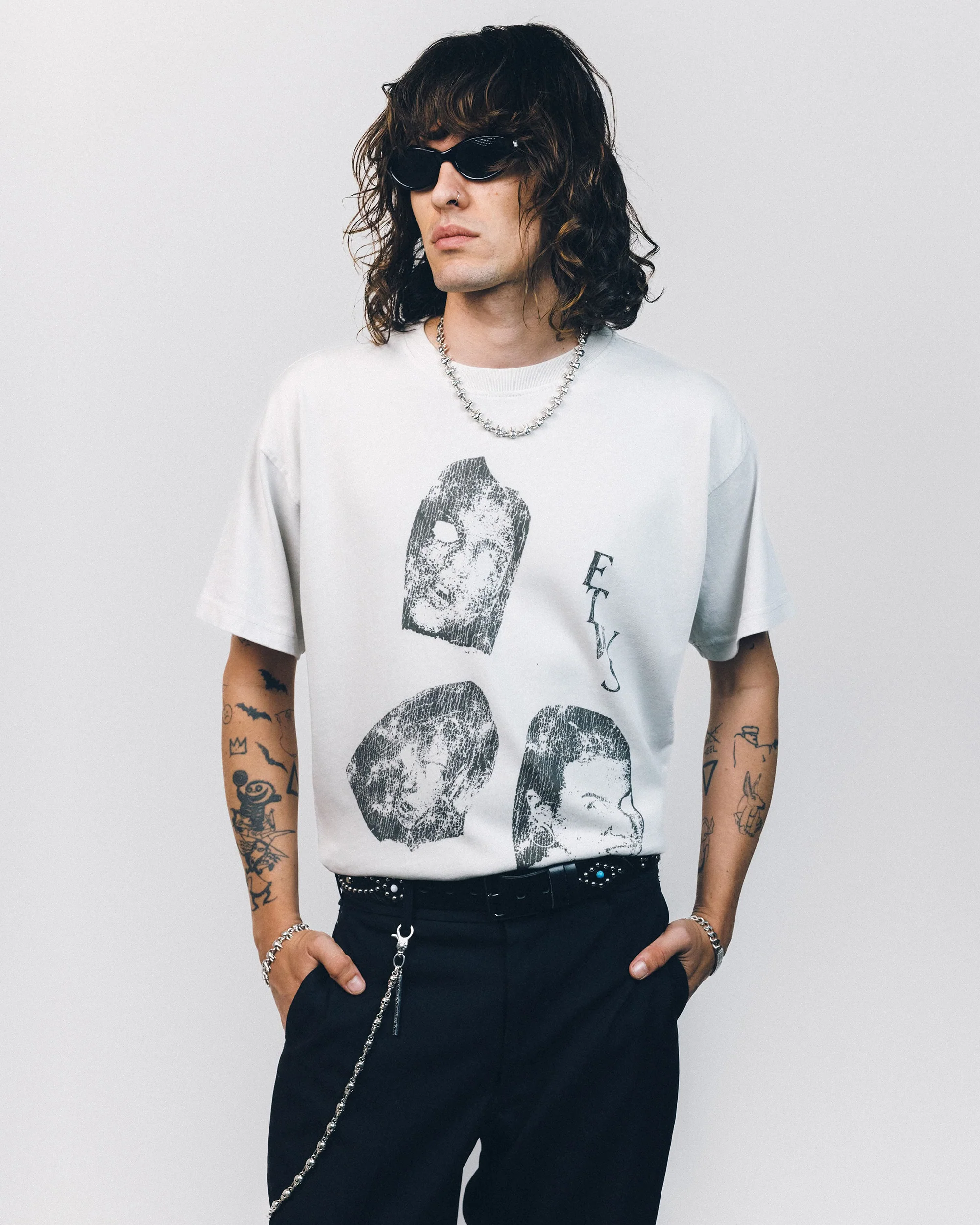 BACKPAGES TEE PAVEMENT - Image 3