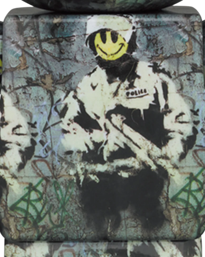 BE@RBRICK RIOT COP 100% & 400% - Image 2