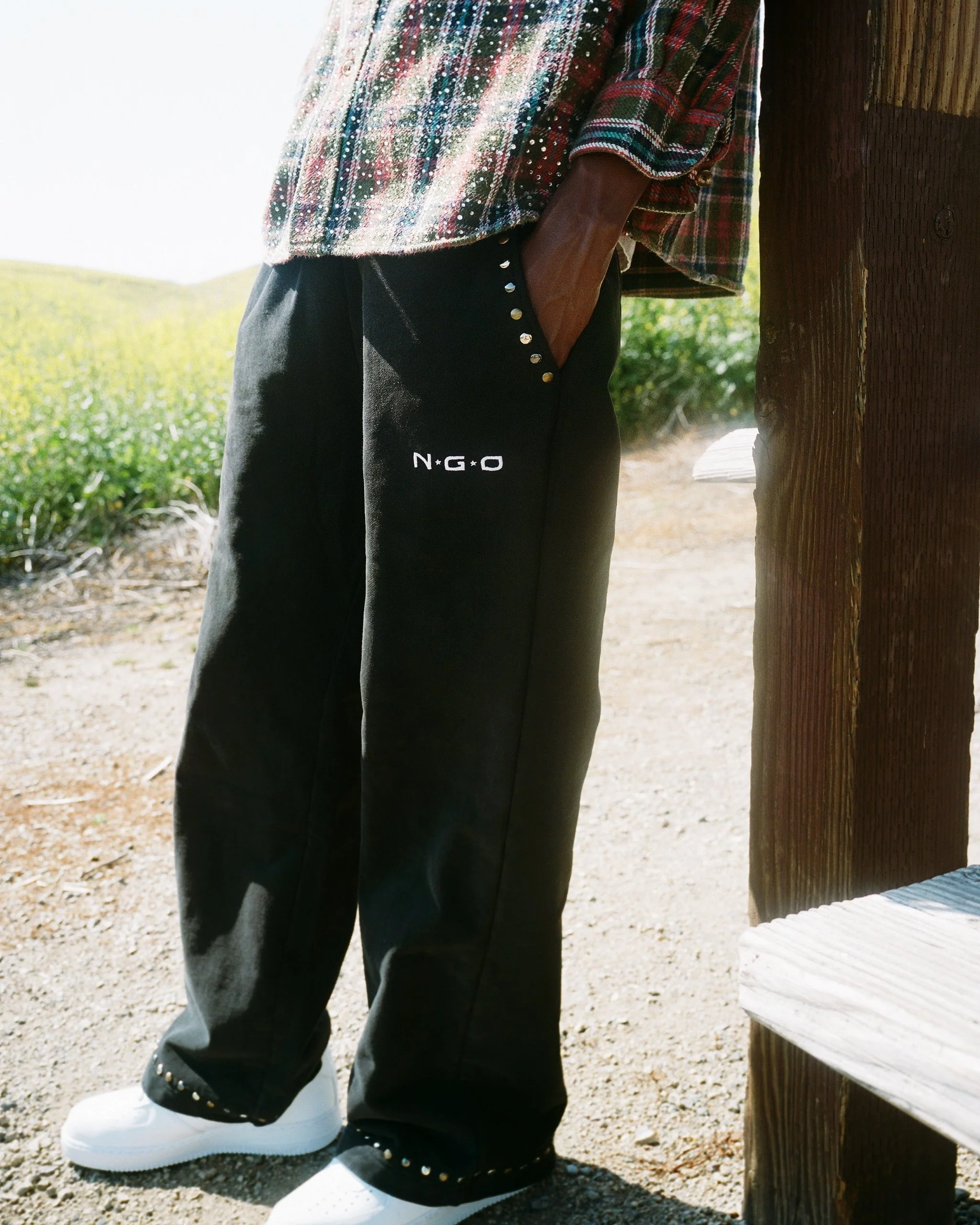 BLACK GREEN SWEATPANTS - Image 3