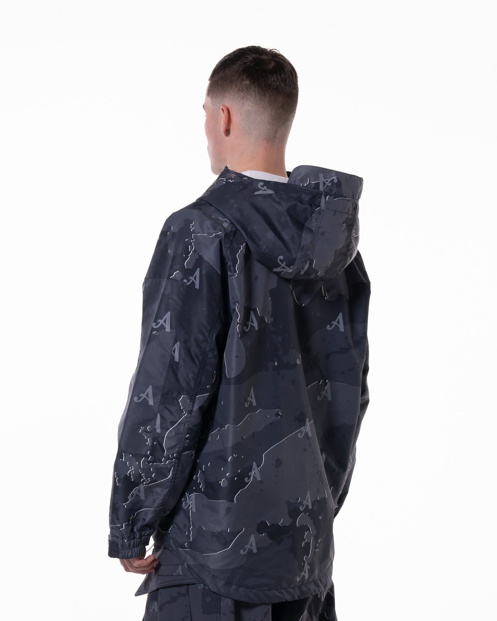 BLACK āMAKASIā CAMO JACKET - Image 5