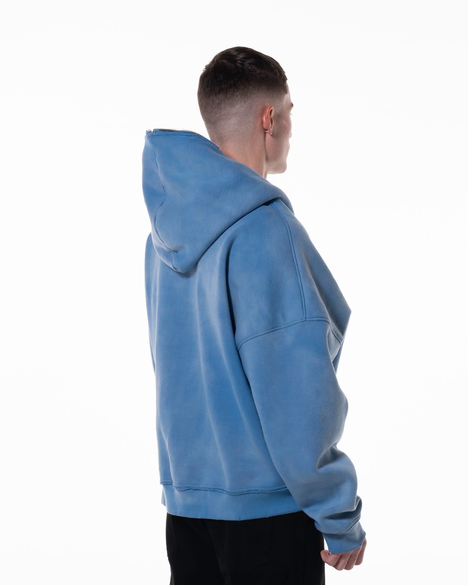 BLUE "LODJA" DISTRESSED HOODIE - Image 5