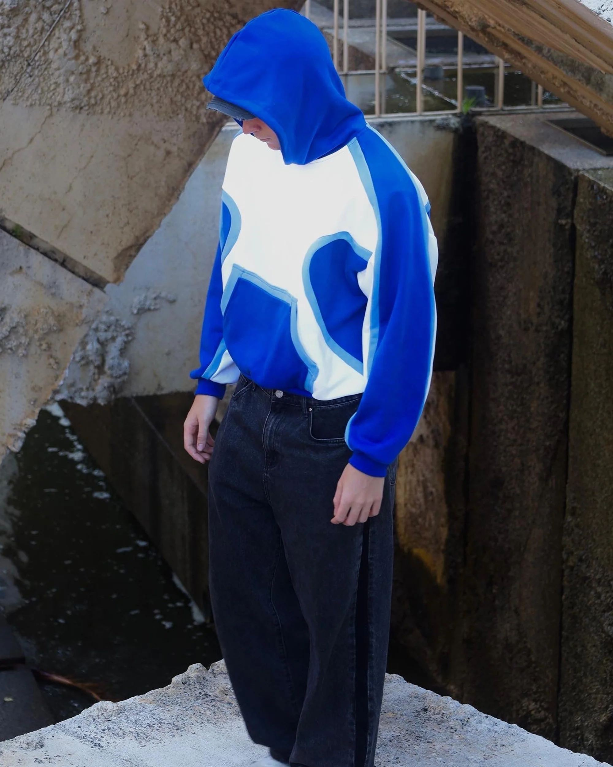 Blues Hoodie - Image 4