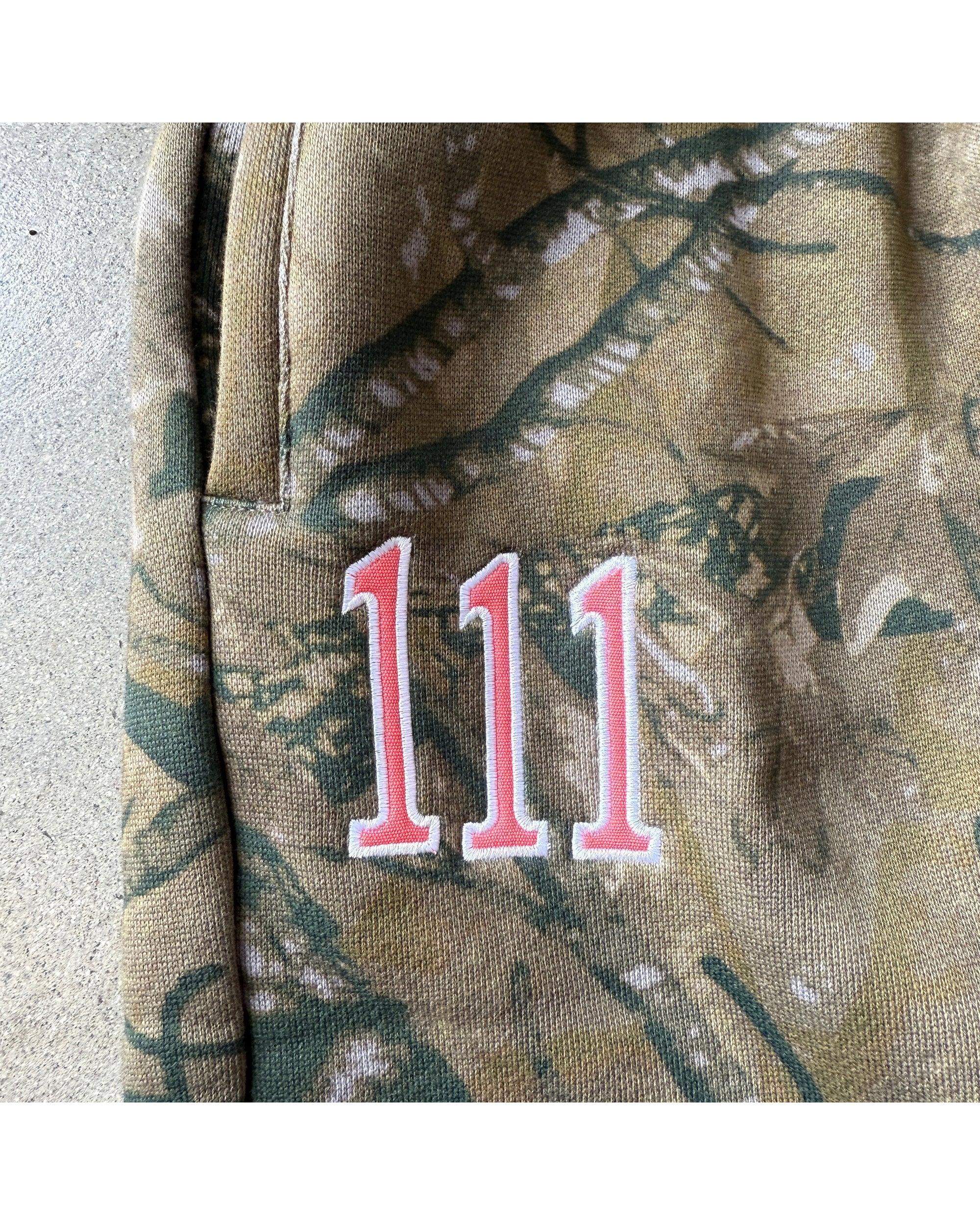 CAMO 111 SWEATS - PINK - Image 4