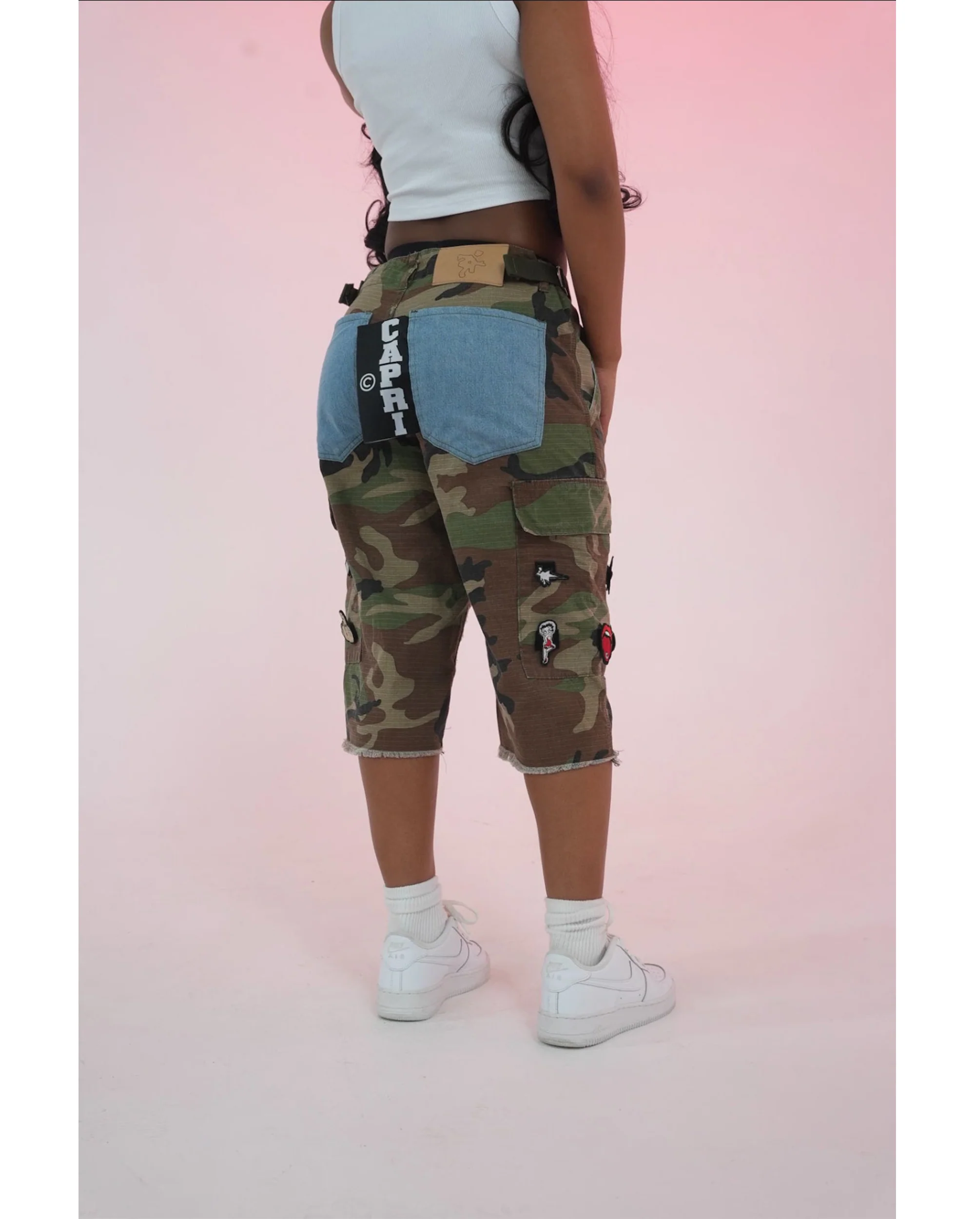 Capri Patch Cargo Shorts - Image 7