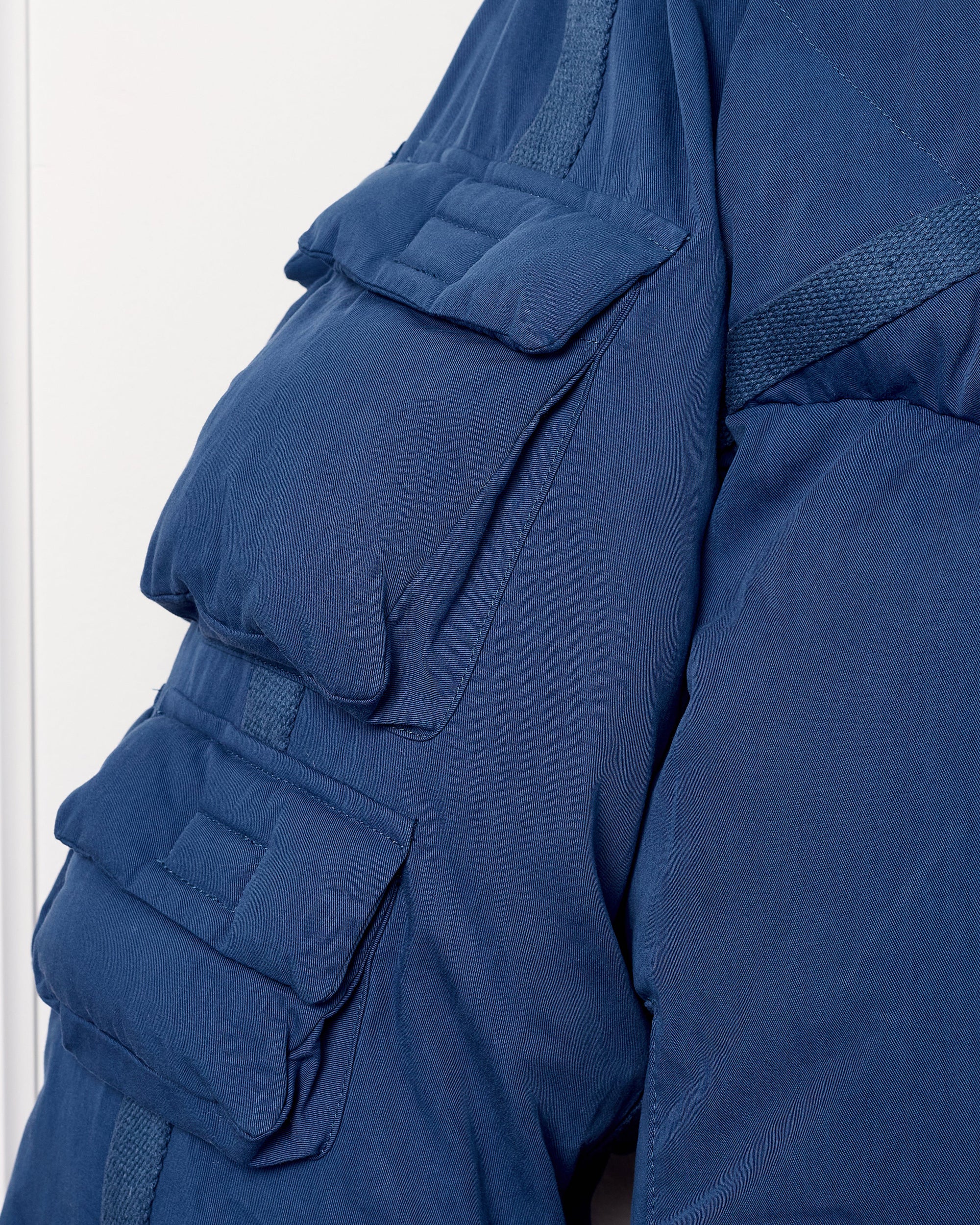 Cargo Puffer - Blue - Image 10