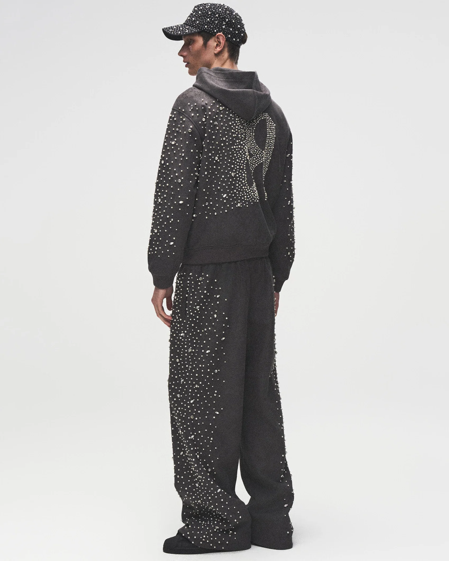 Cashew Blossom Pearl Sweatpants - Image 12