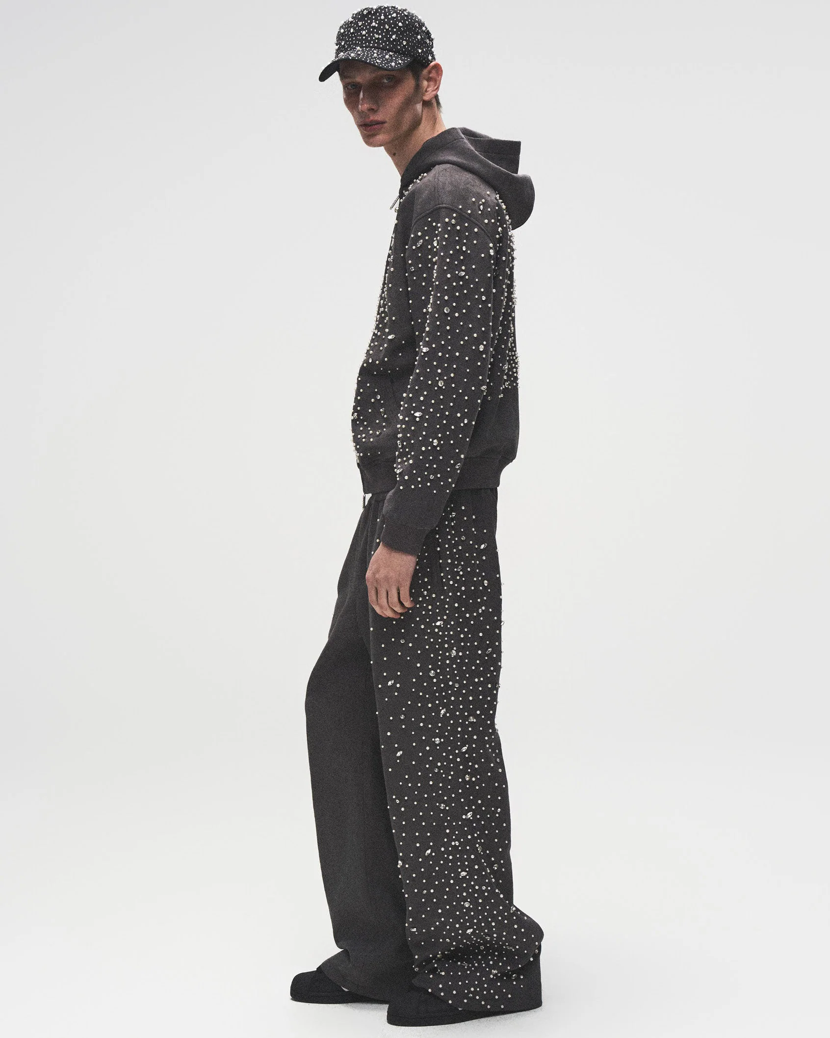Cashew Blossom Pearl Zipper Hoodie - Image 9