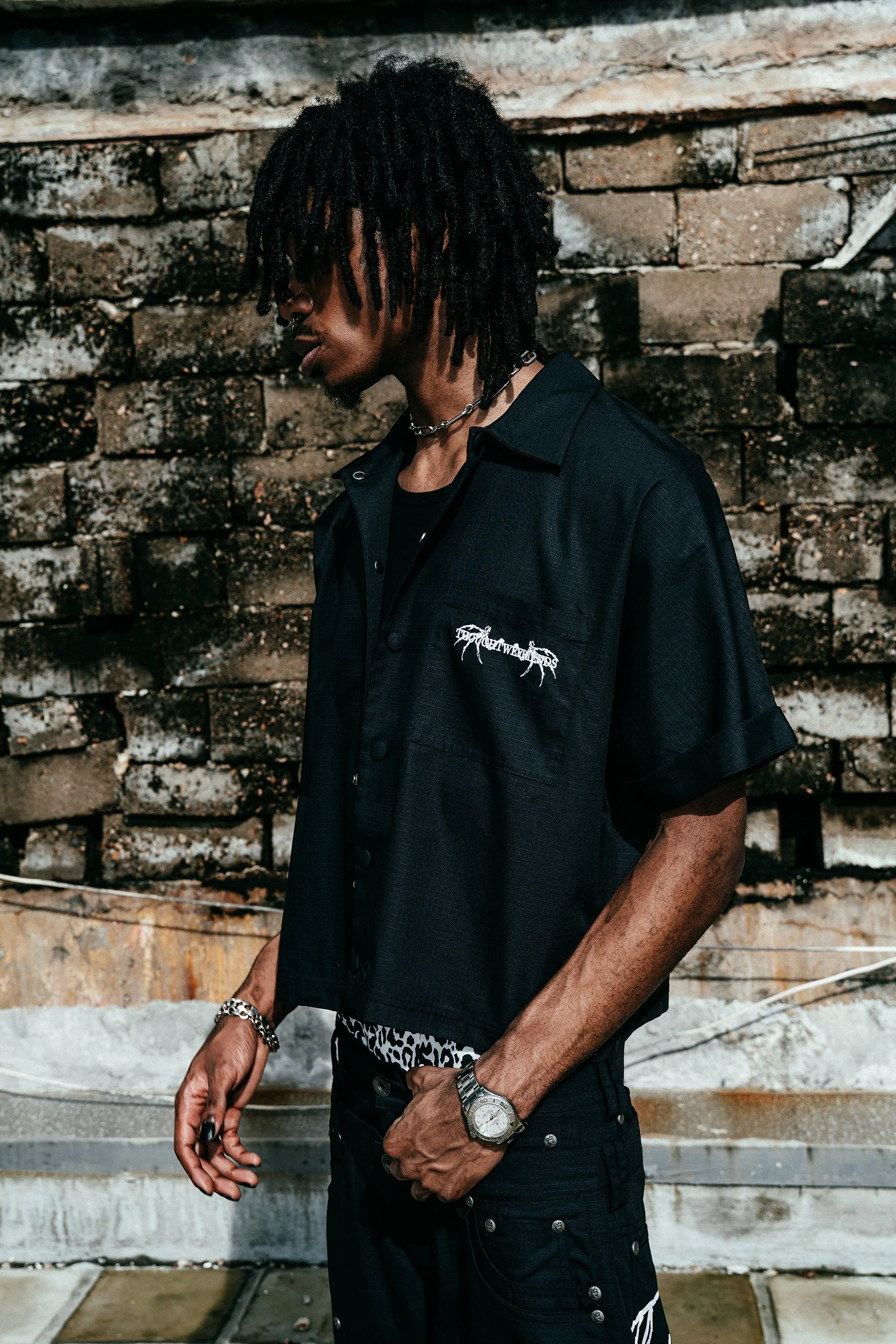 Cassian Embroidered Work Shirt in Black - Image 8