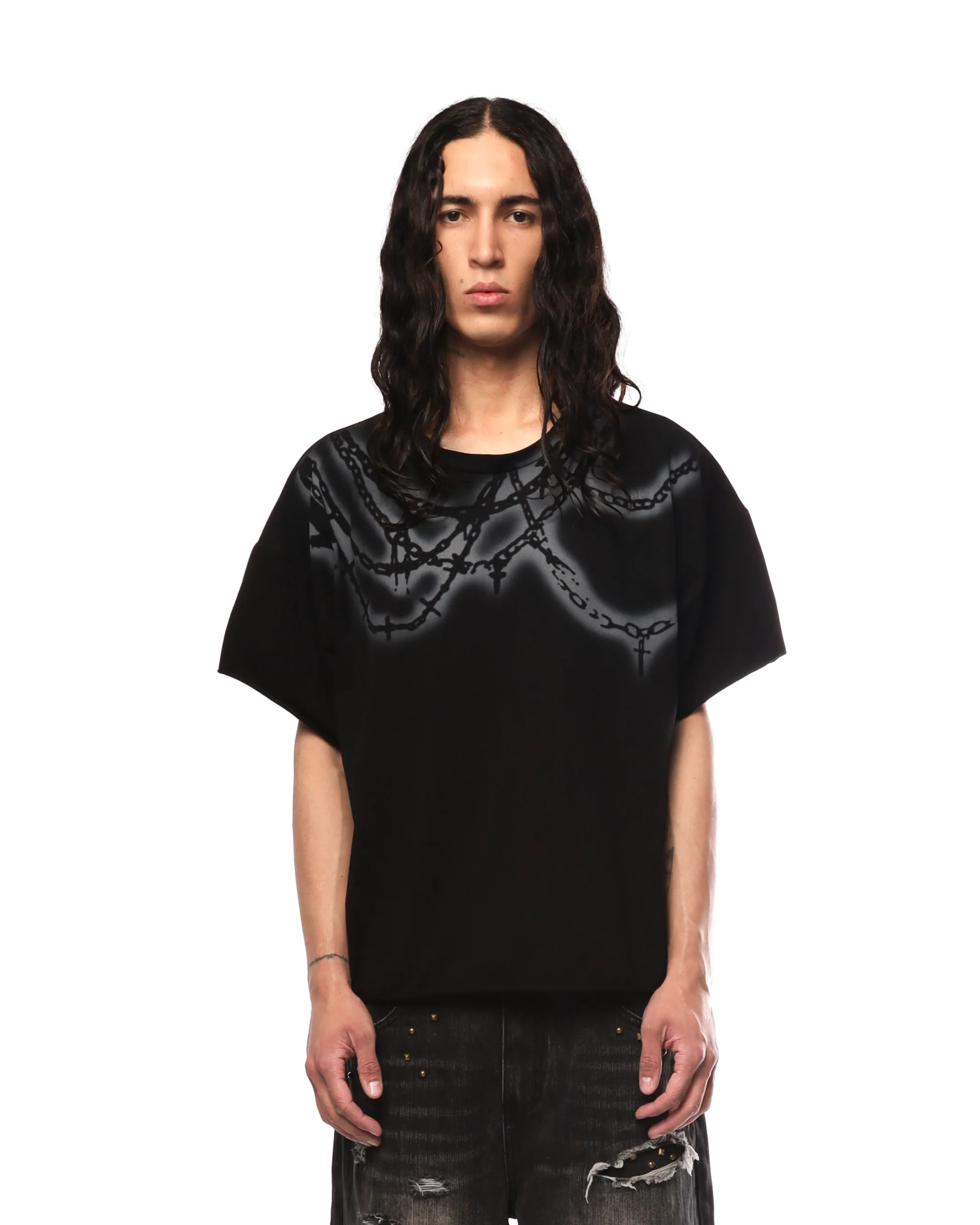CHAINS TEE in BLACK - Image 2