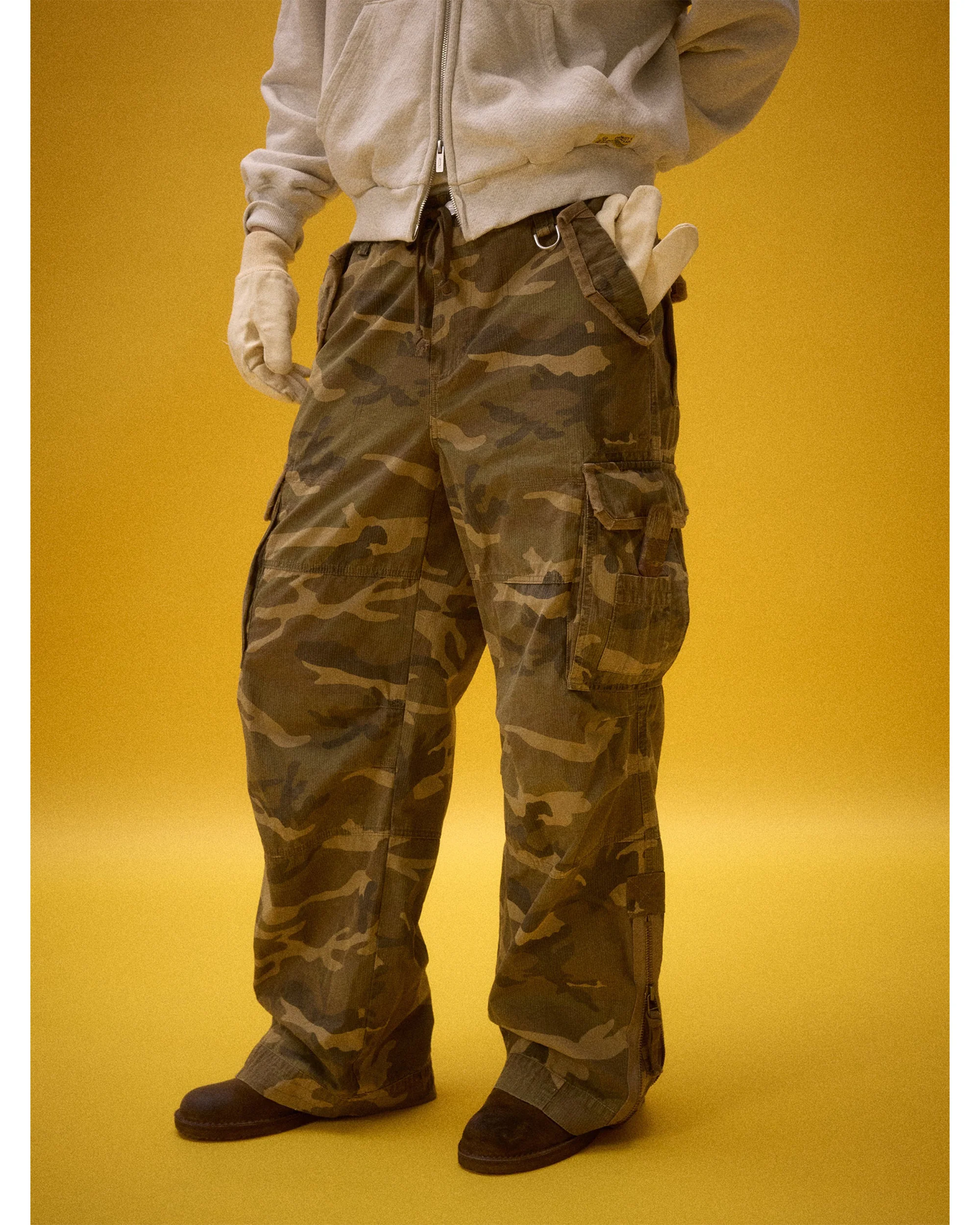 "Chemistās Workwear" Camo Hunting Cargo - Image 3