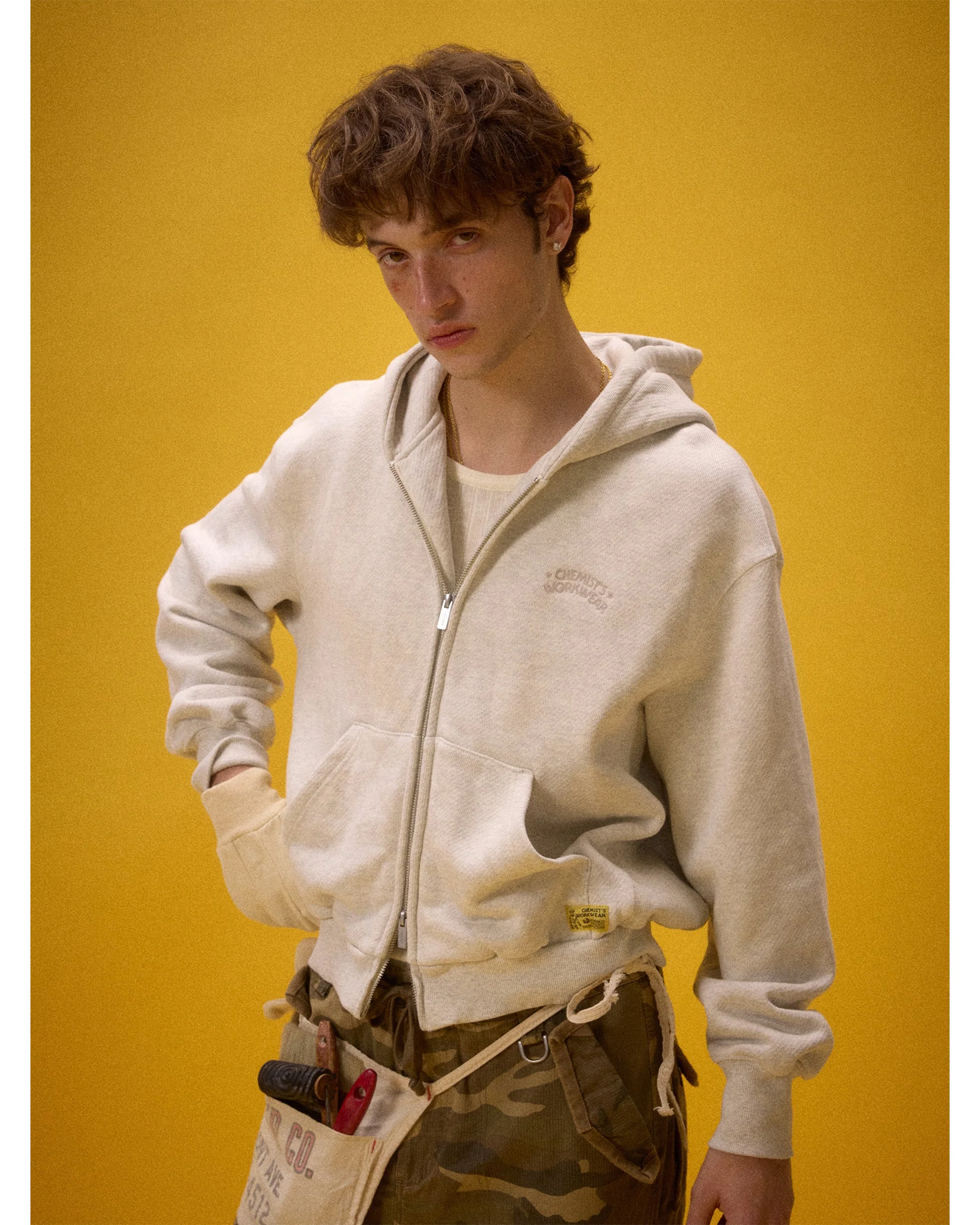 "Chemist‘s Workwear" Vintage Zip-Up Hoodie - Image 3