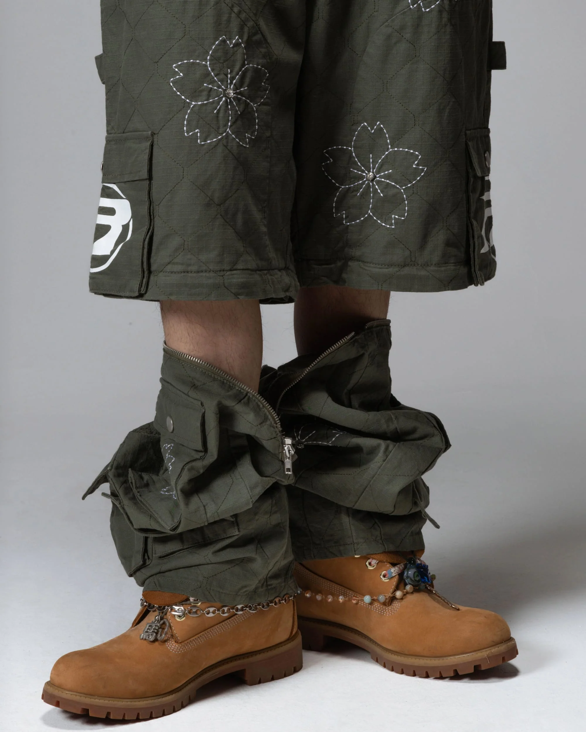 CONVERTIBLE CARGO PANTS- GREEN - Image 4