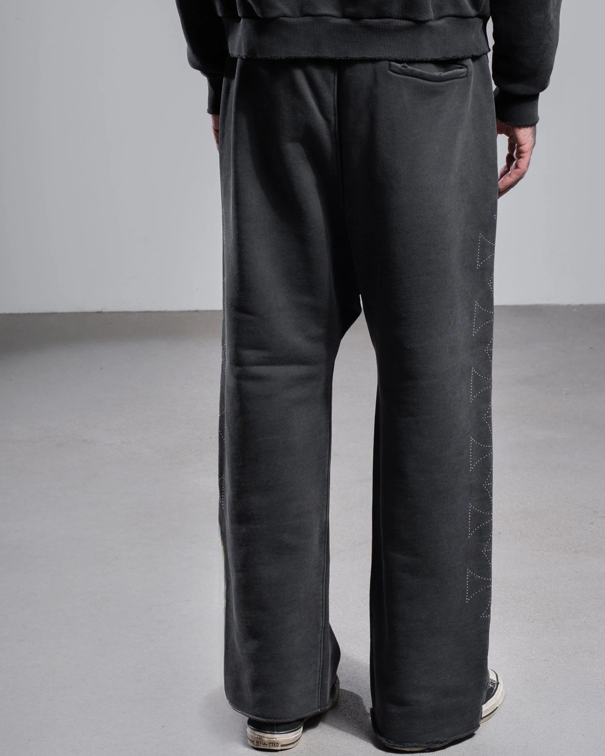 CROSS STUDS BAGGY JOGGER - Image 3