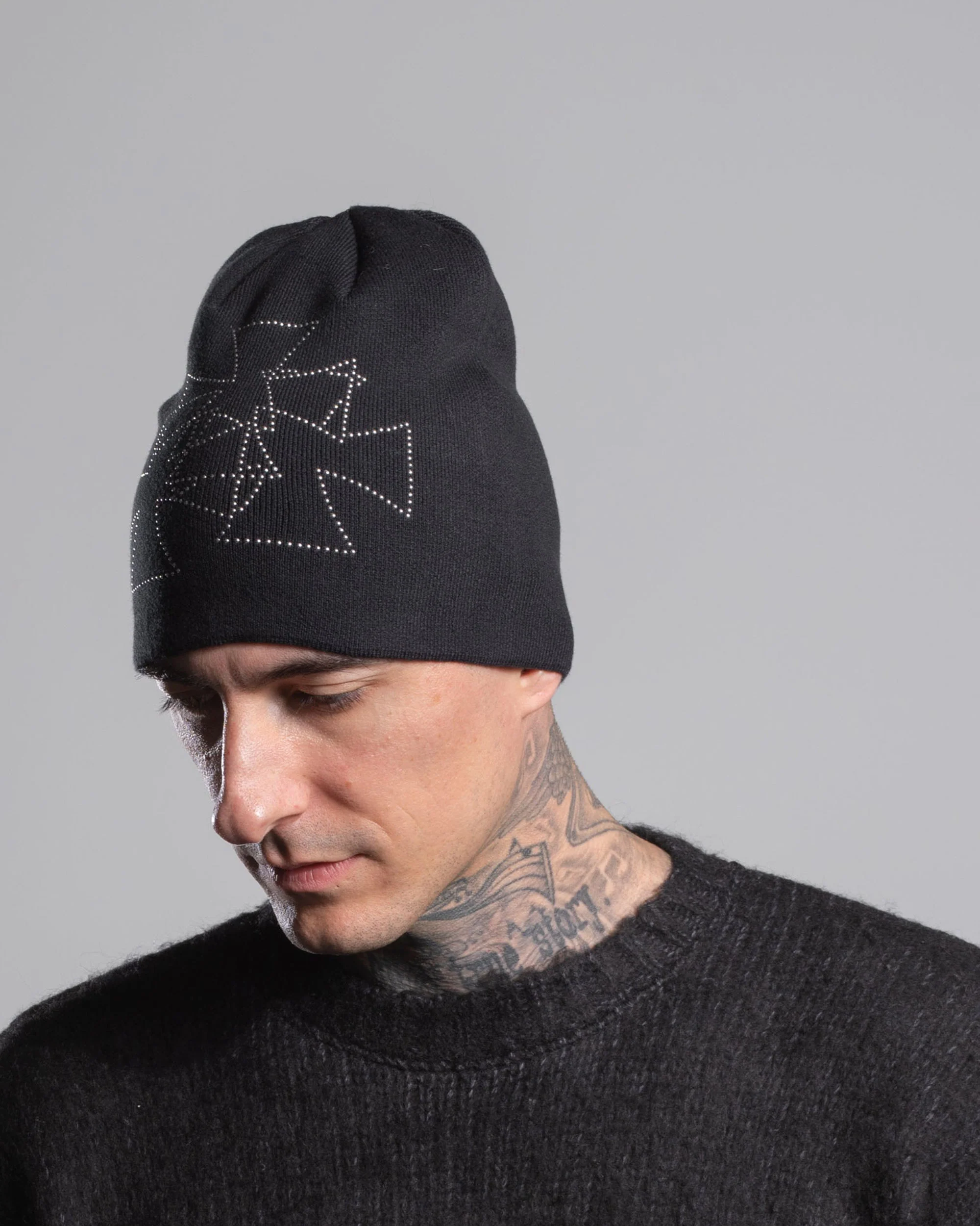 CROSS STUDS BEANIE - Image 2