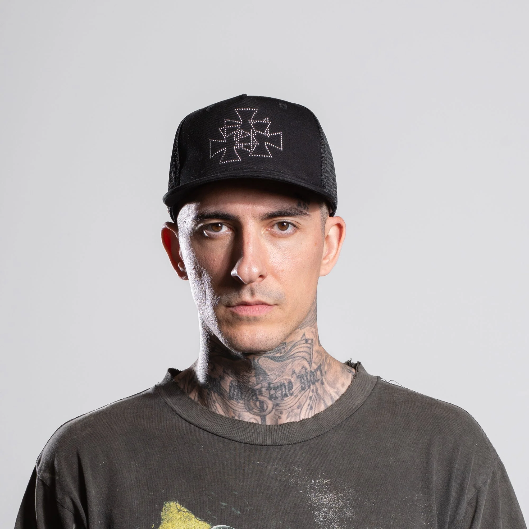 CROSS STUDS TRUCKER - Image 6