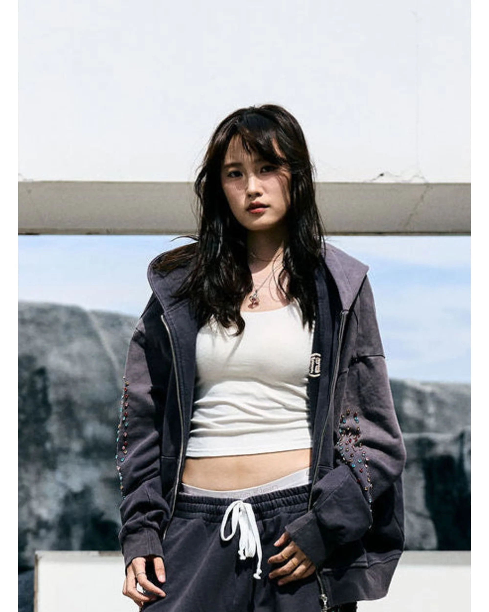 CRYSTAL CACTUS ZIP HOODIE - VINTAGE BLACK - Image 2