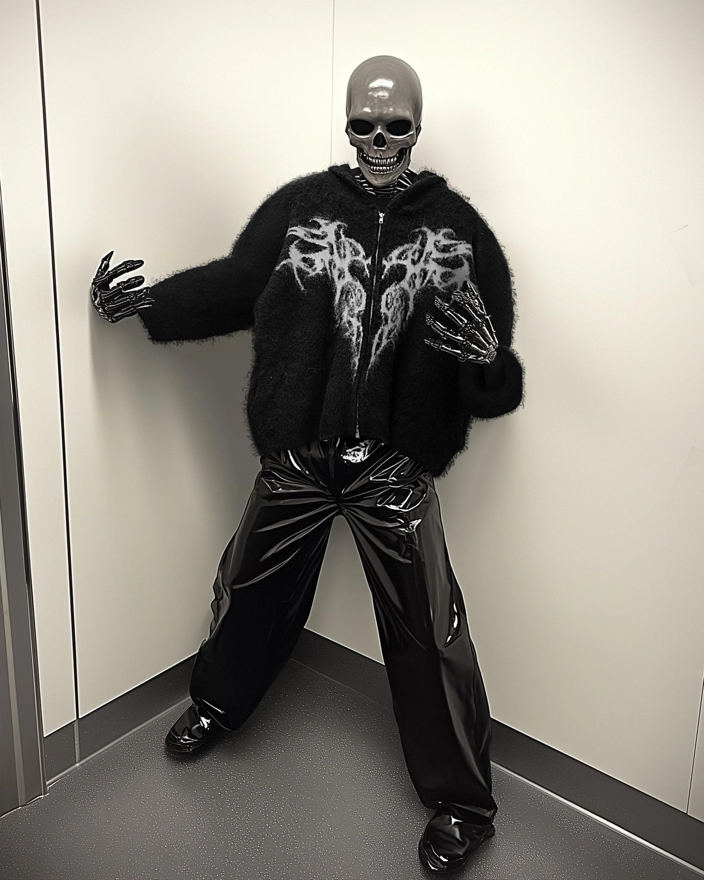 "DEATH & TEARS" MOHAIR ZIP - BLACK - Image 2