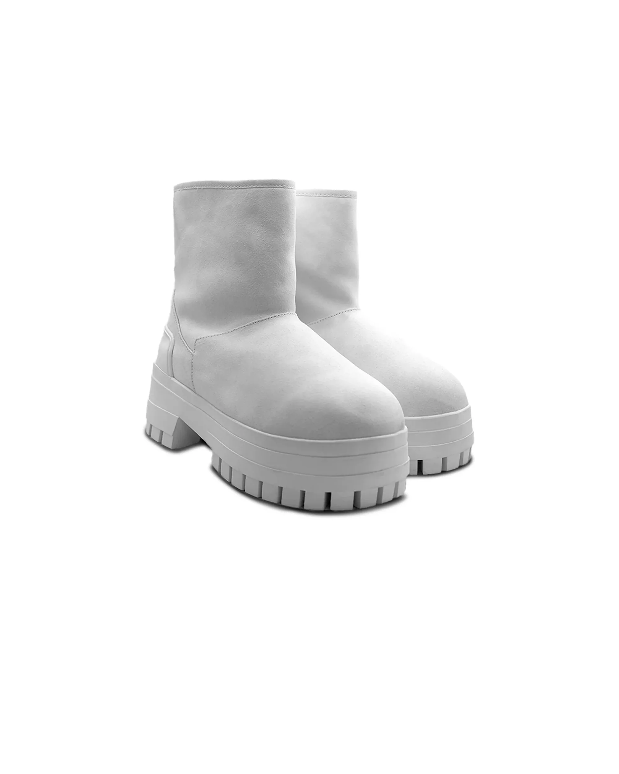 DemaciĀ® XGG Boots - White - Image 3