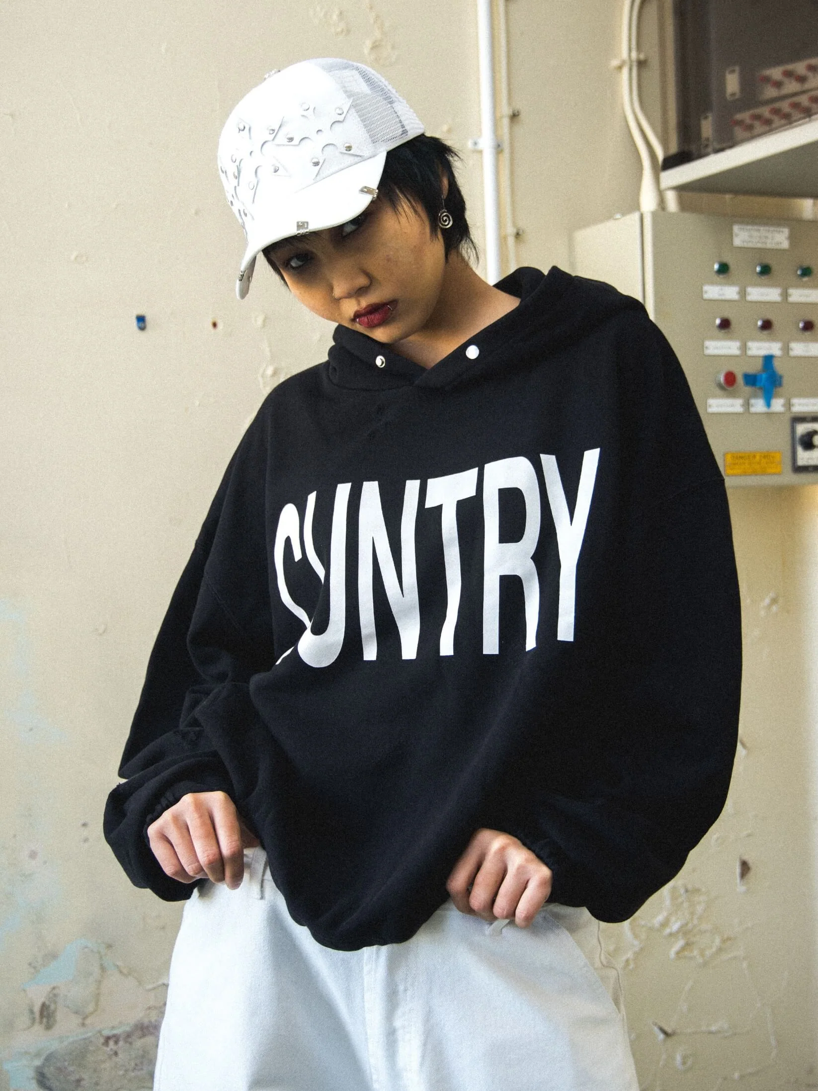 DISTRESSED CUNTRY HOODIE - Image 12
