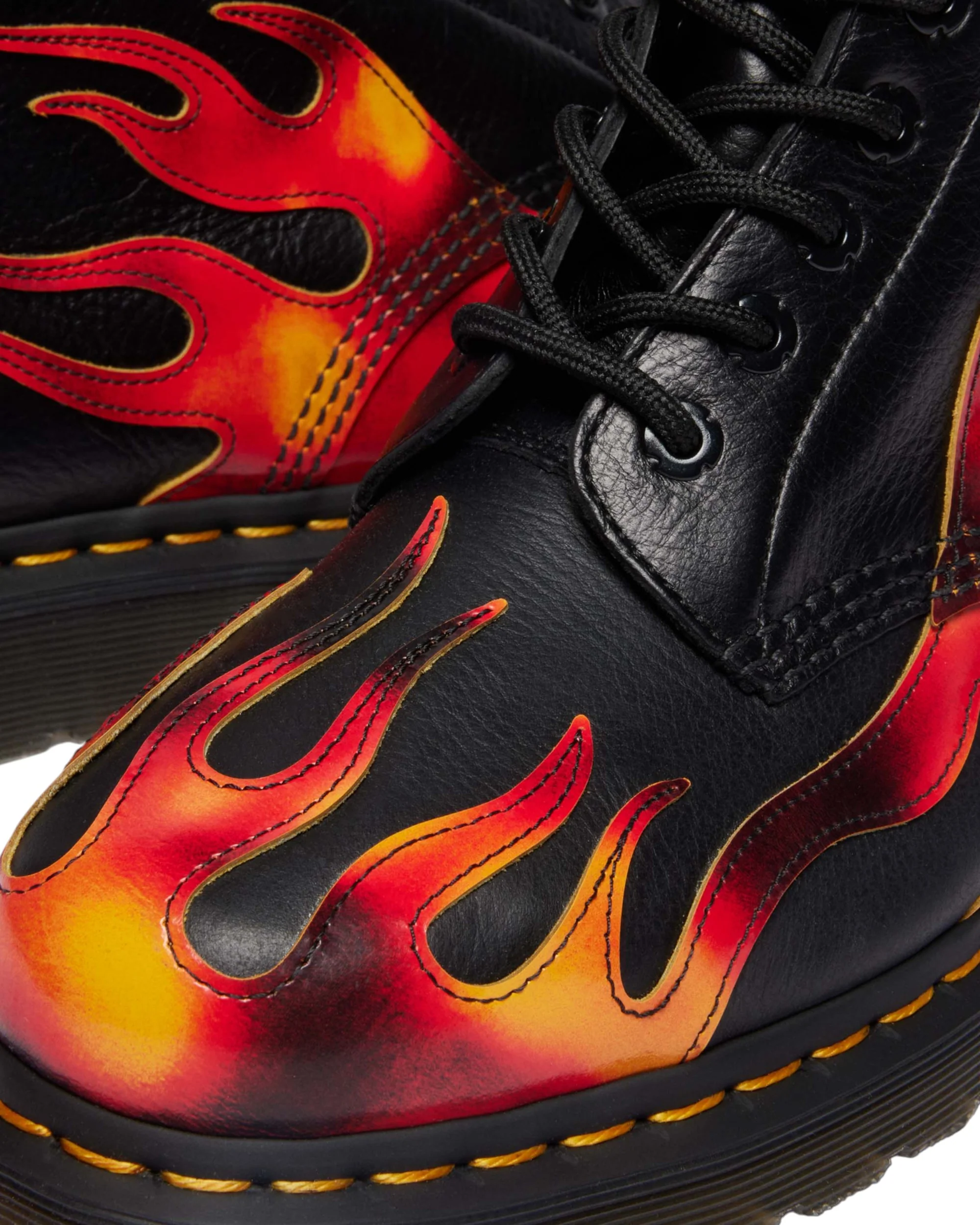 DR. MARTENS 1460 Pascal Flame - Image 8
