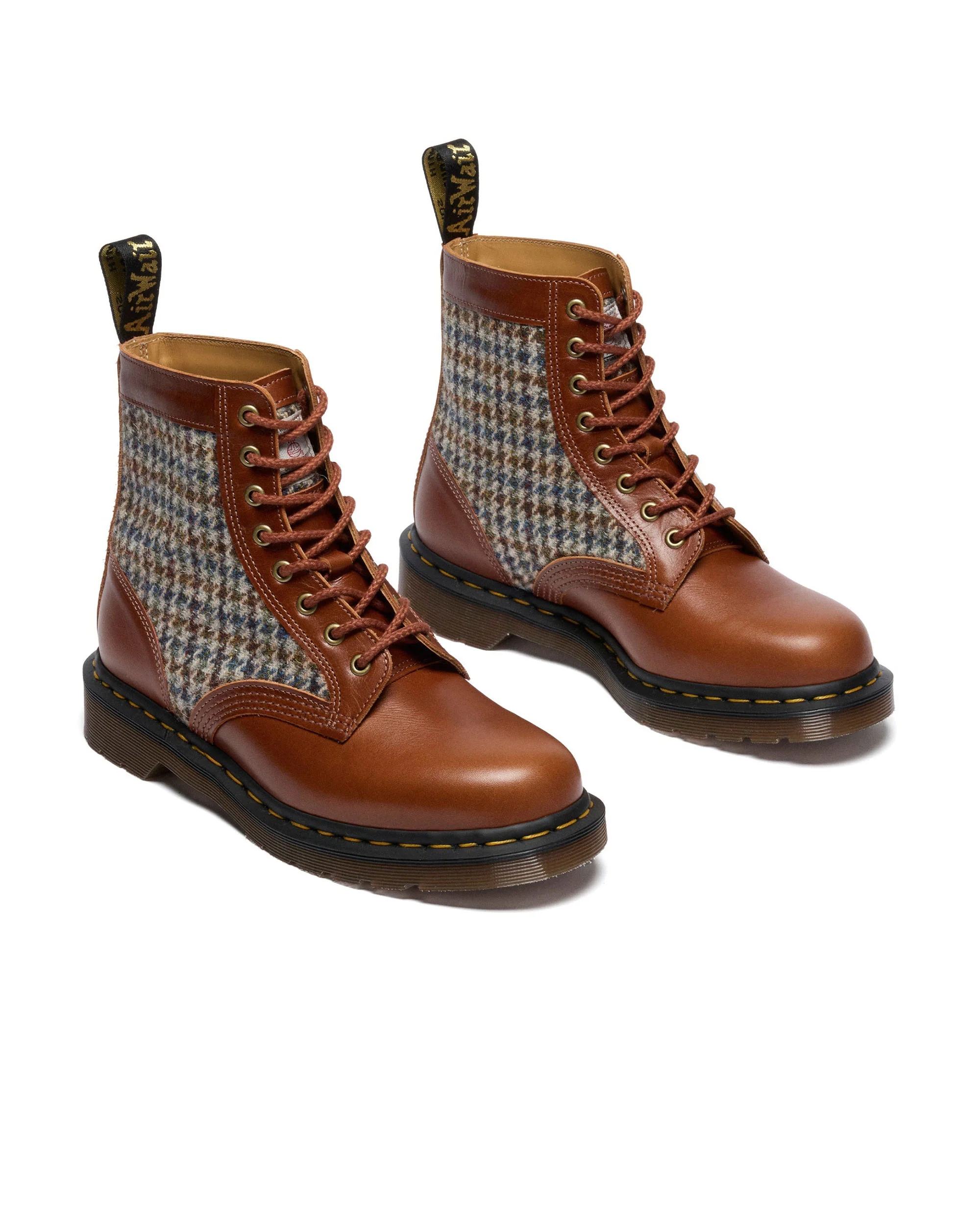 DR. MARTENS 1460 TAN - Image 2