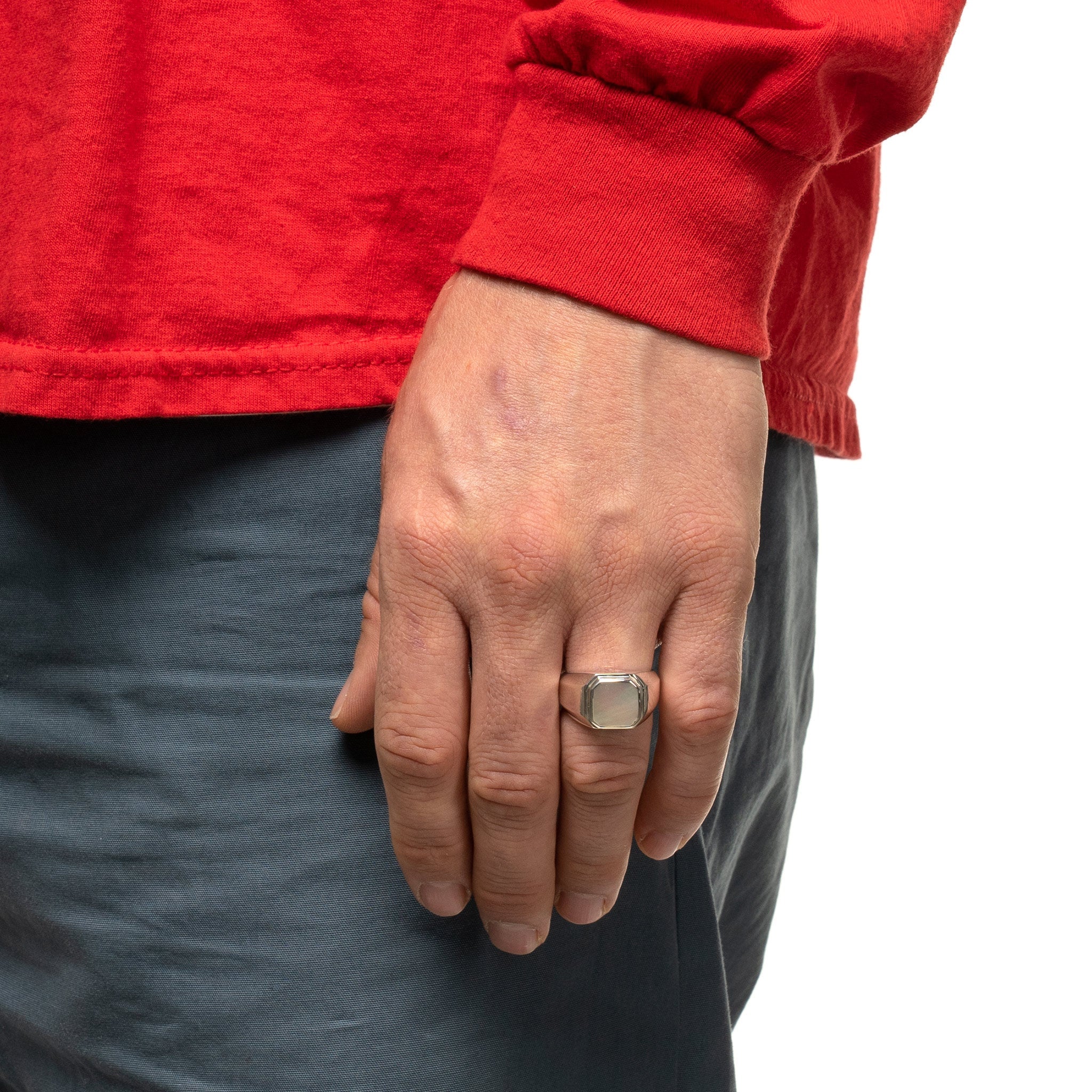 Duppy Signet Ring Silver/Mother of Pearl - Image 10