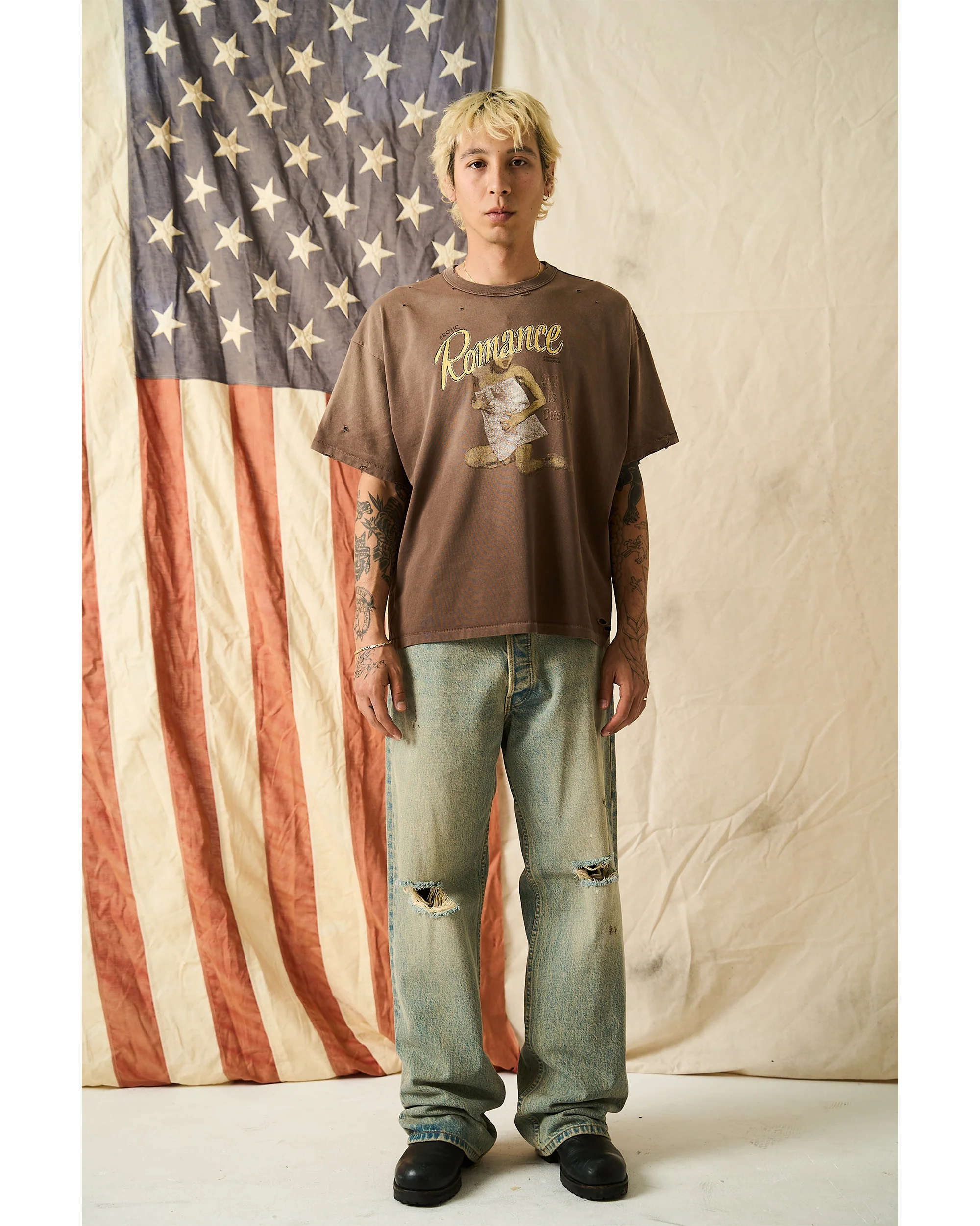 "EROTIC ROMANCE" TEE - Image 4
