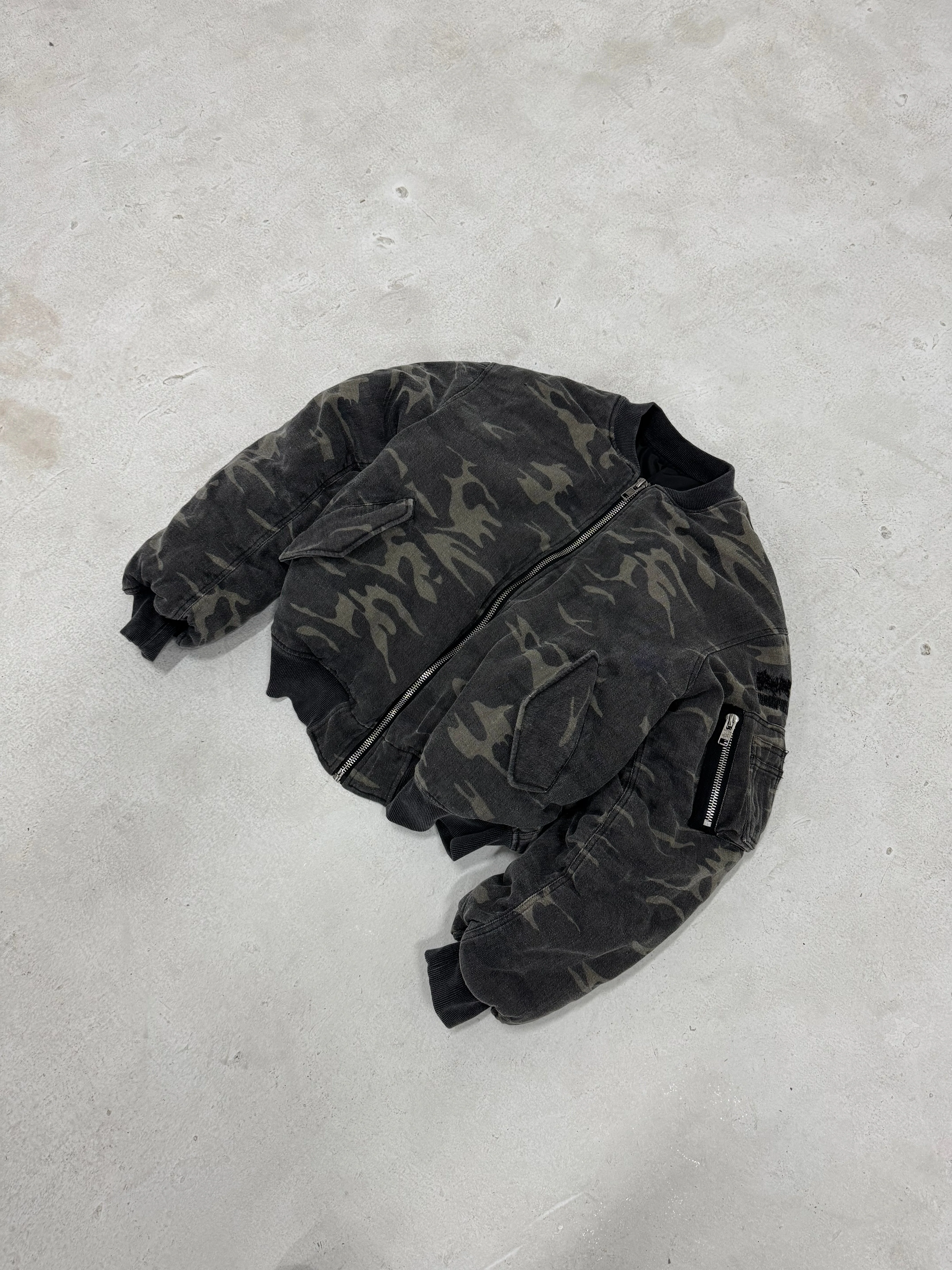 EVERYDAY BOMBER WASHED WOODLAND CAMO - Image 13