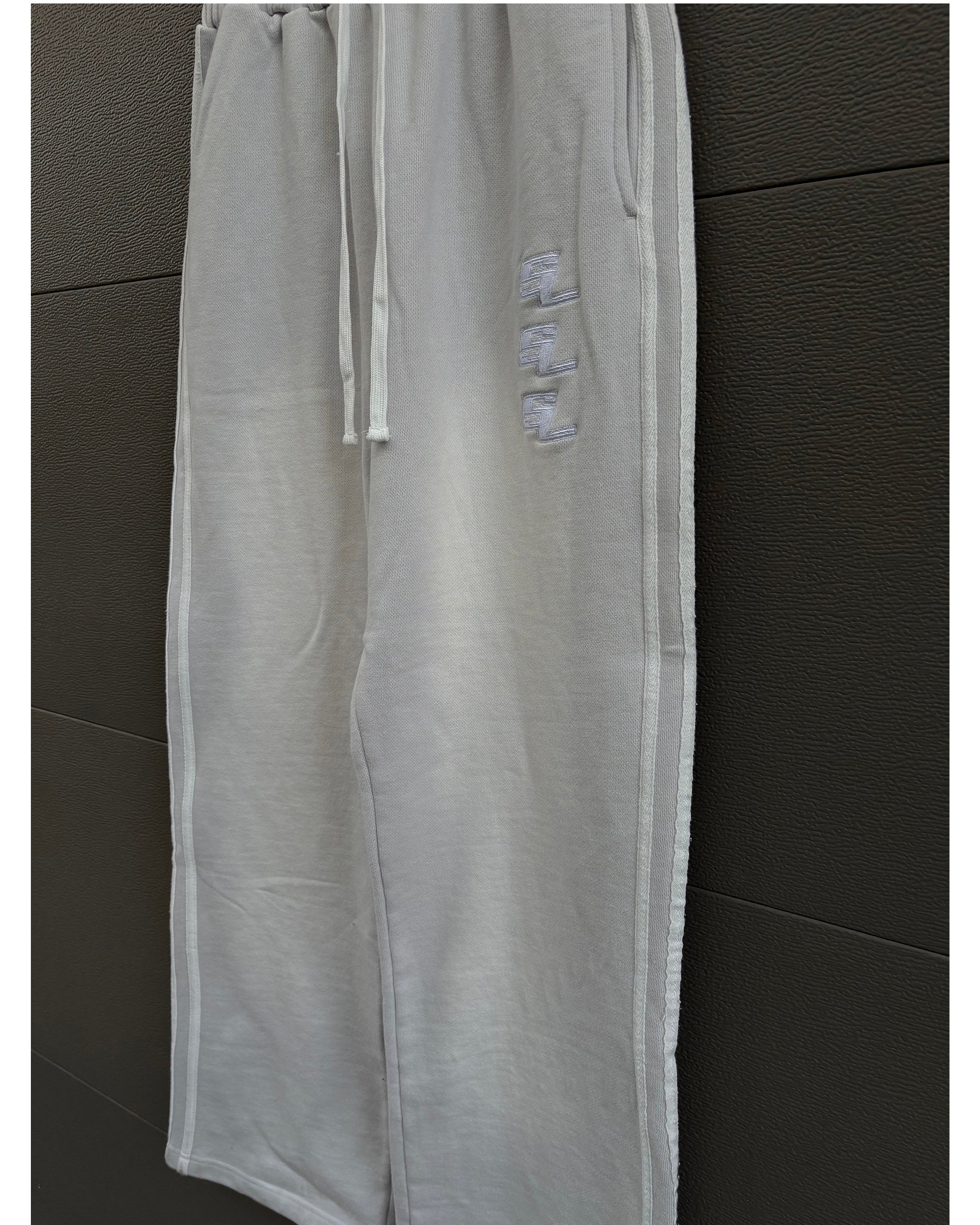 EVERYDAY SWEATPANTS - Image 9