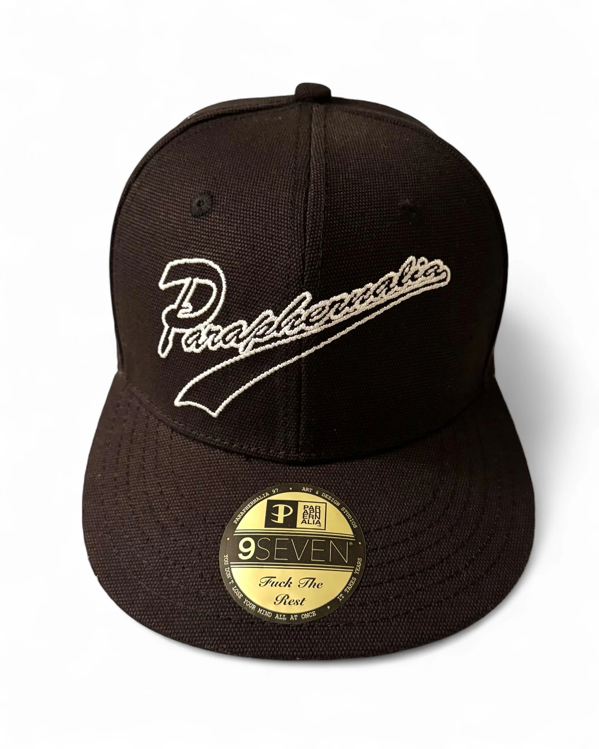 ℗ FITTED HAT