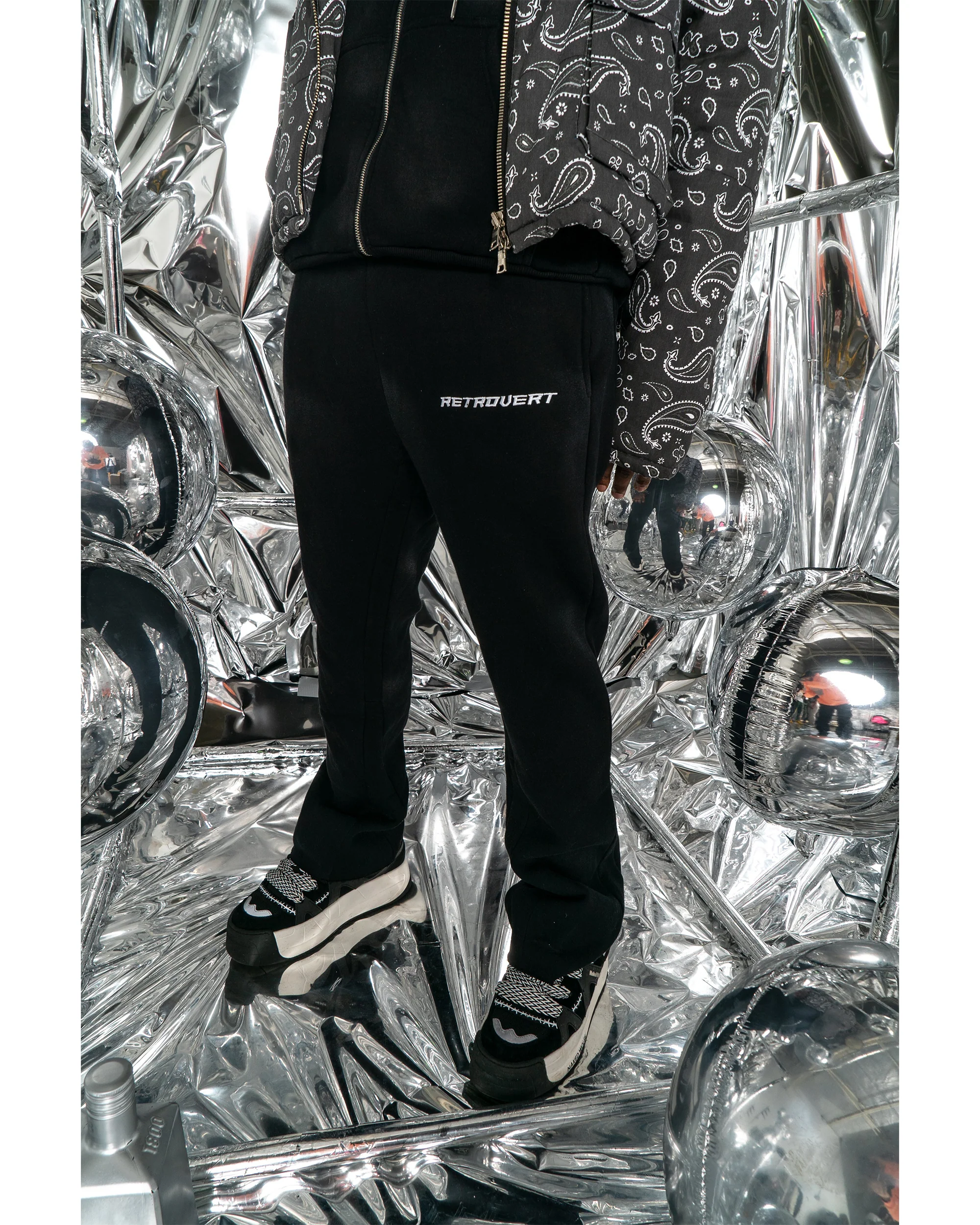 Flare Coal Sweatpants - Image 9