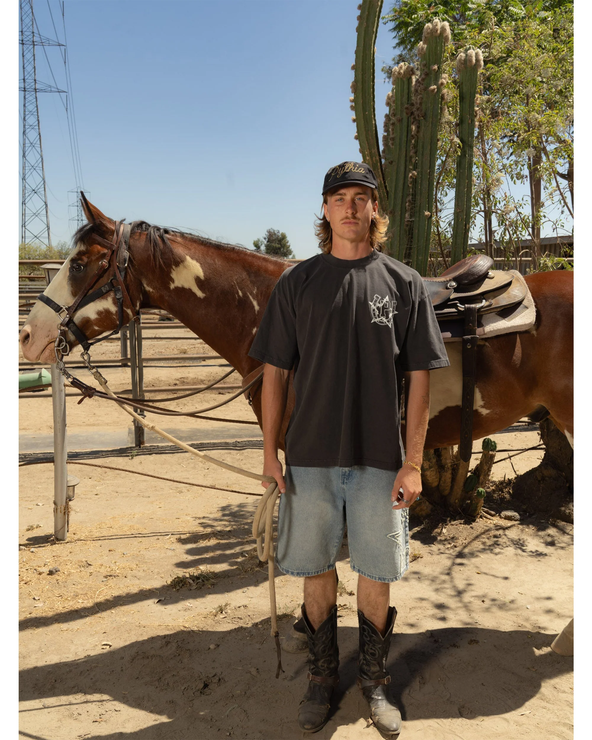 FRAYED BARBWIRE STAR JORTS - Image 8