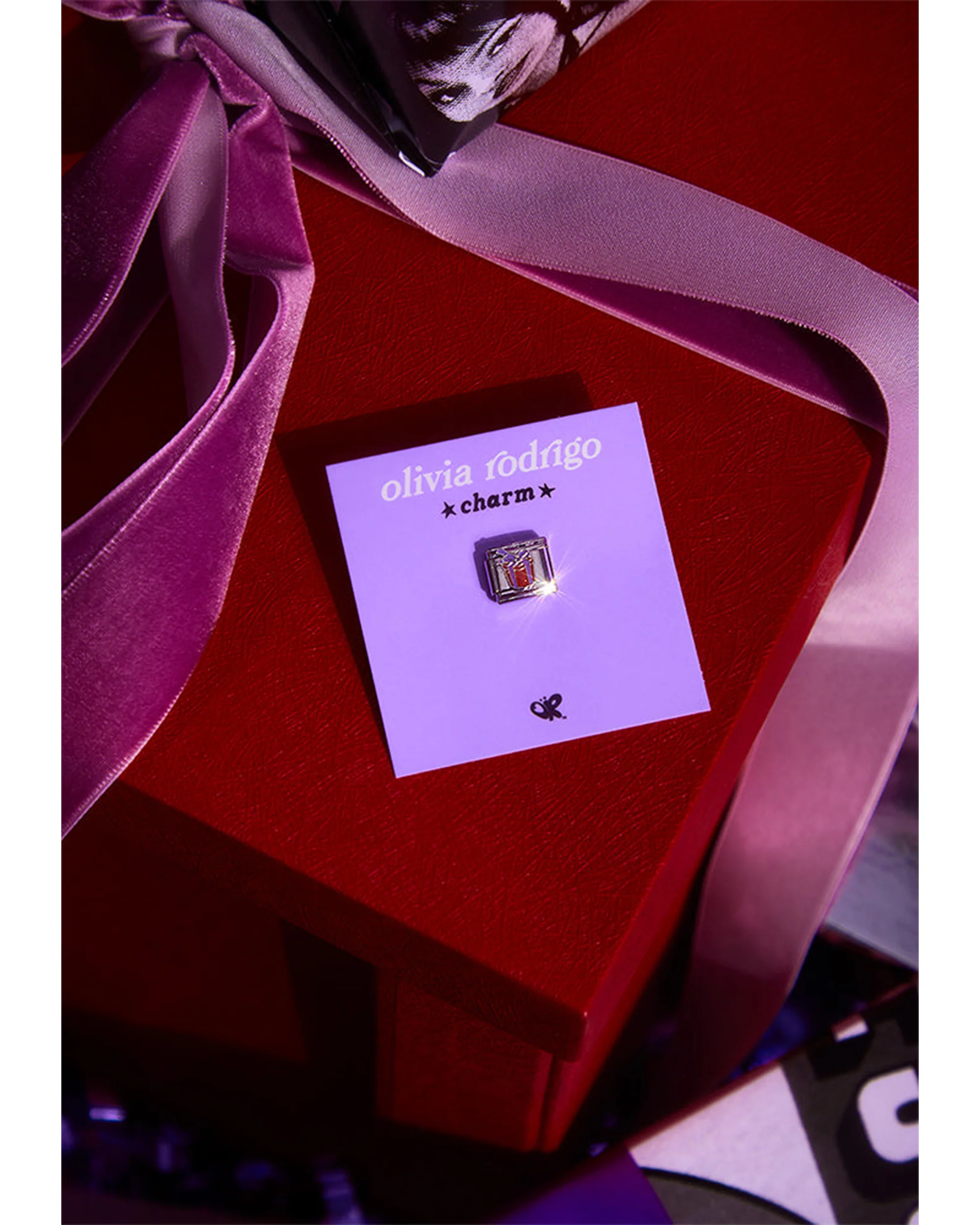 gift box charm - Image 3