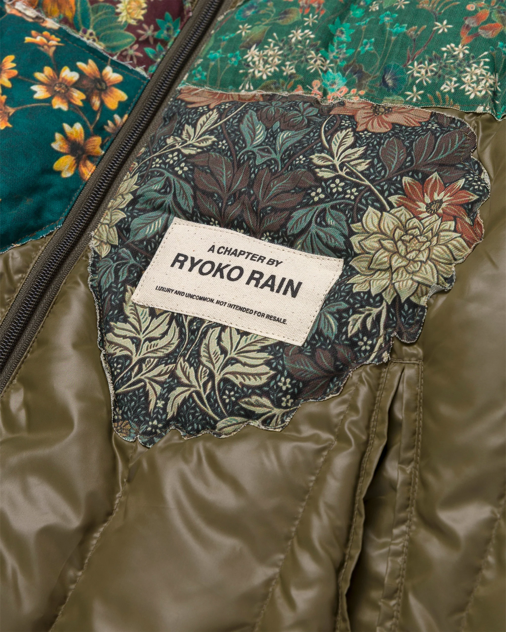 GREEN BUTTERFLY PUFFER JACKET - Image 6