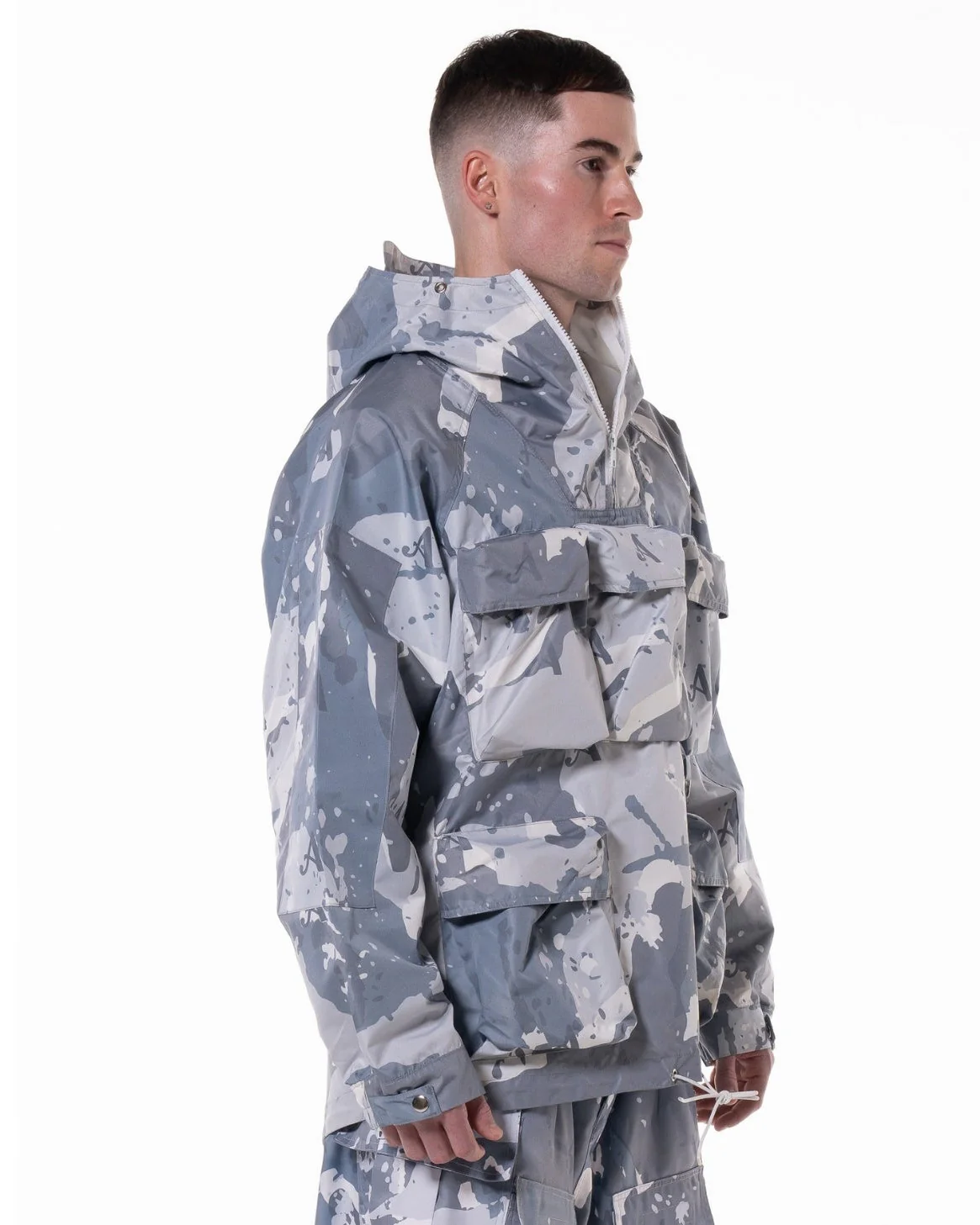 GREY āMAKASIā CAMO JACKET - Image 3