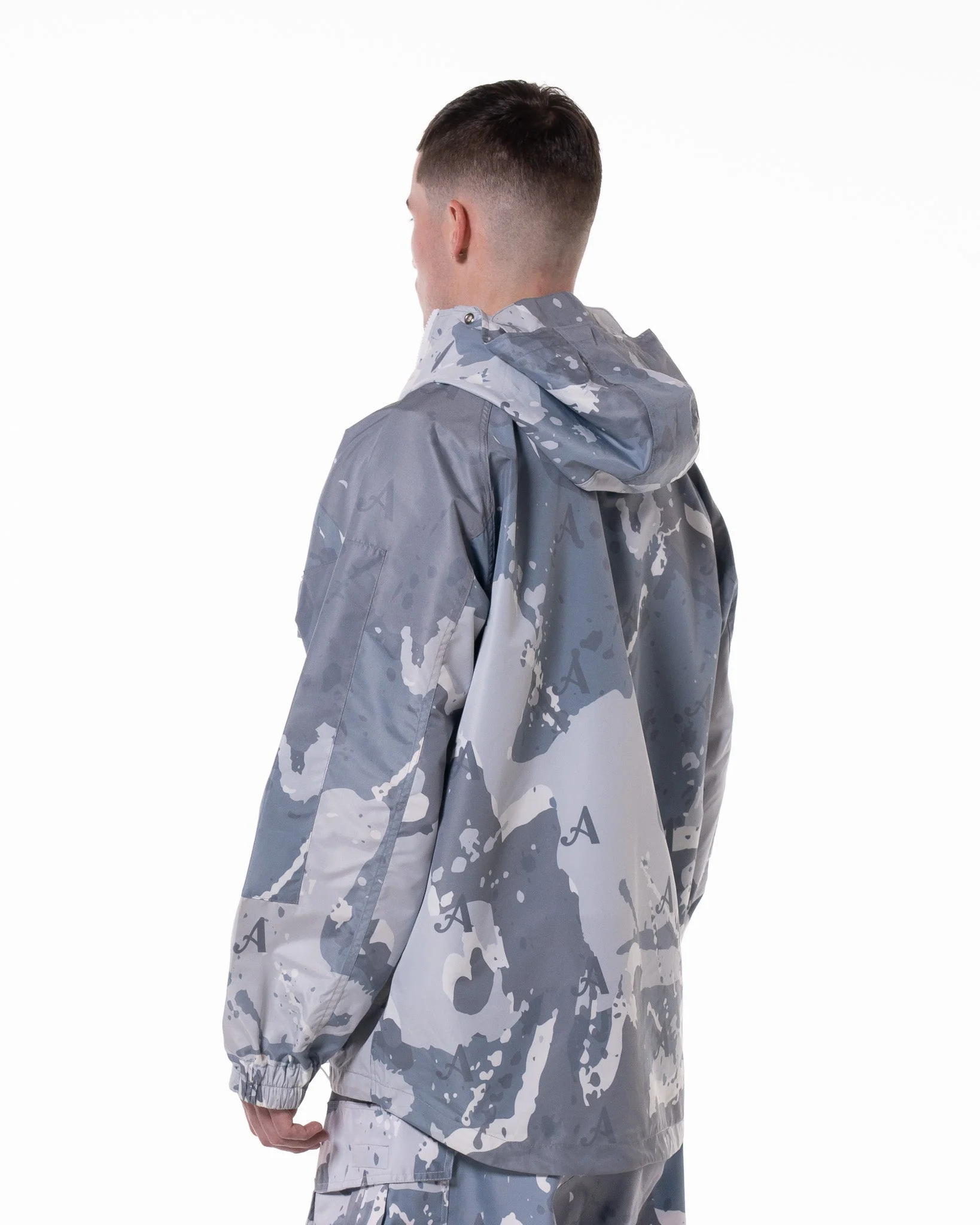 GREY āMAKASIā CAMO JACKET - Image 5