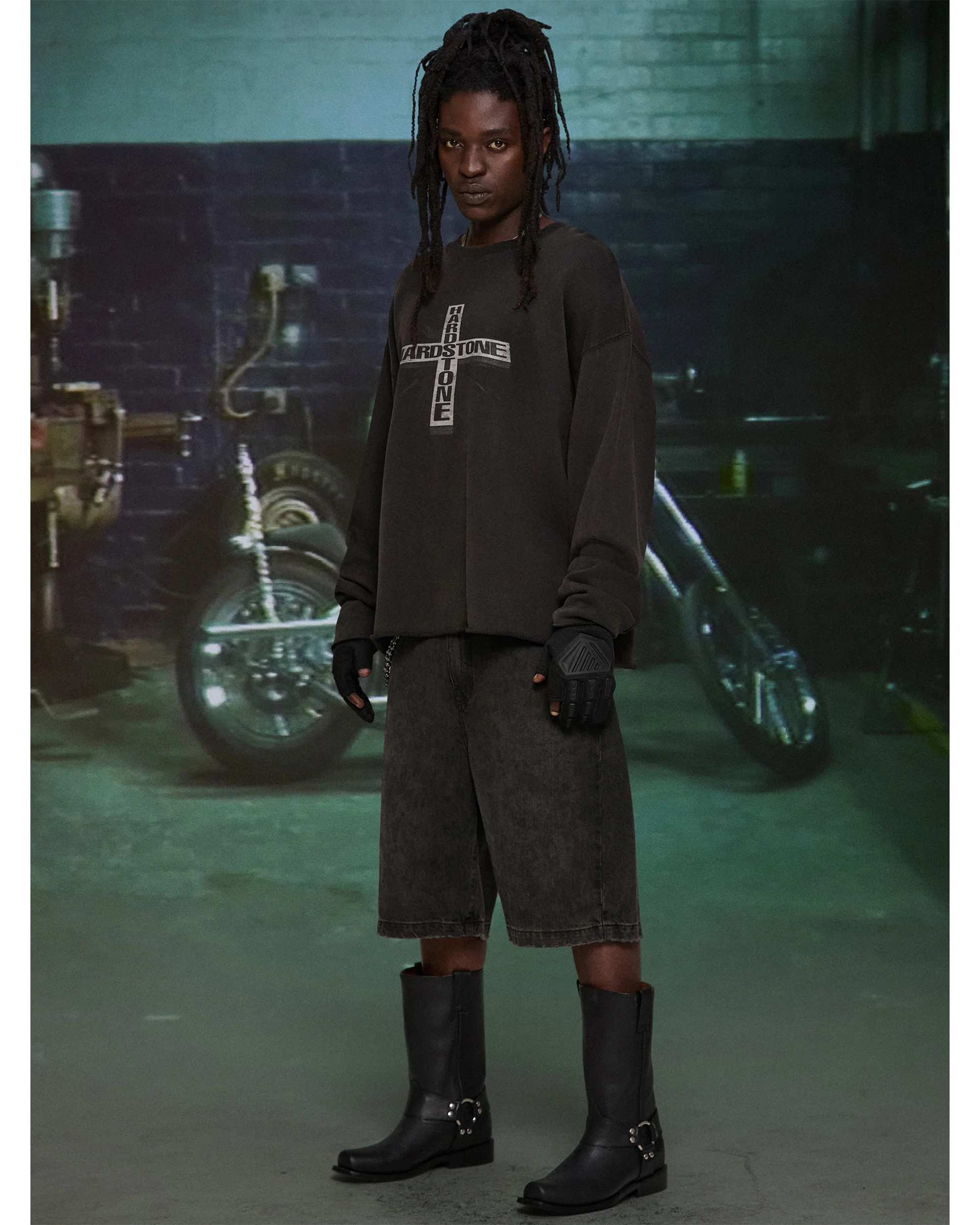 HARDSTONE Cross Sweatshirt - Image 4
