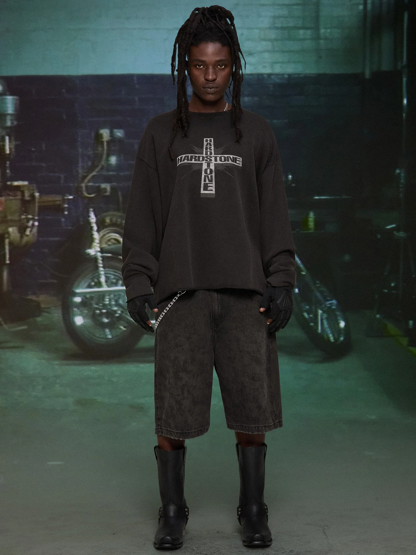 HARDSTONE Cross Sweatshirt - Image 8