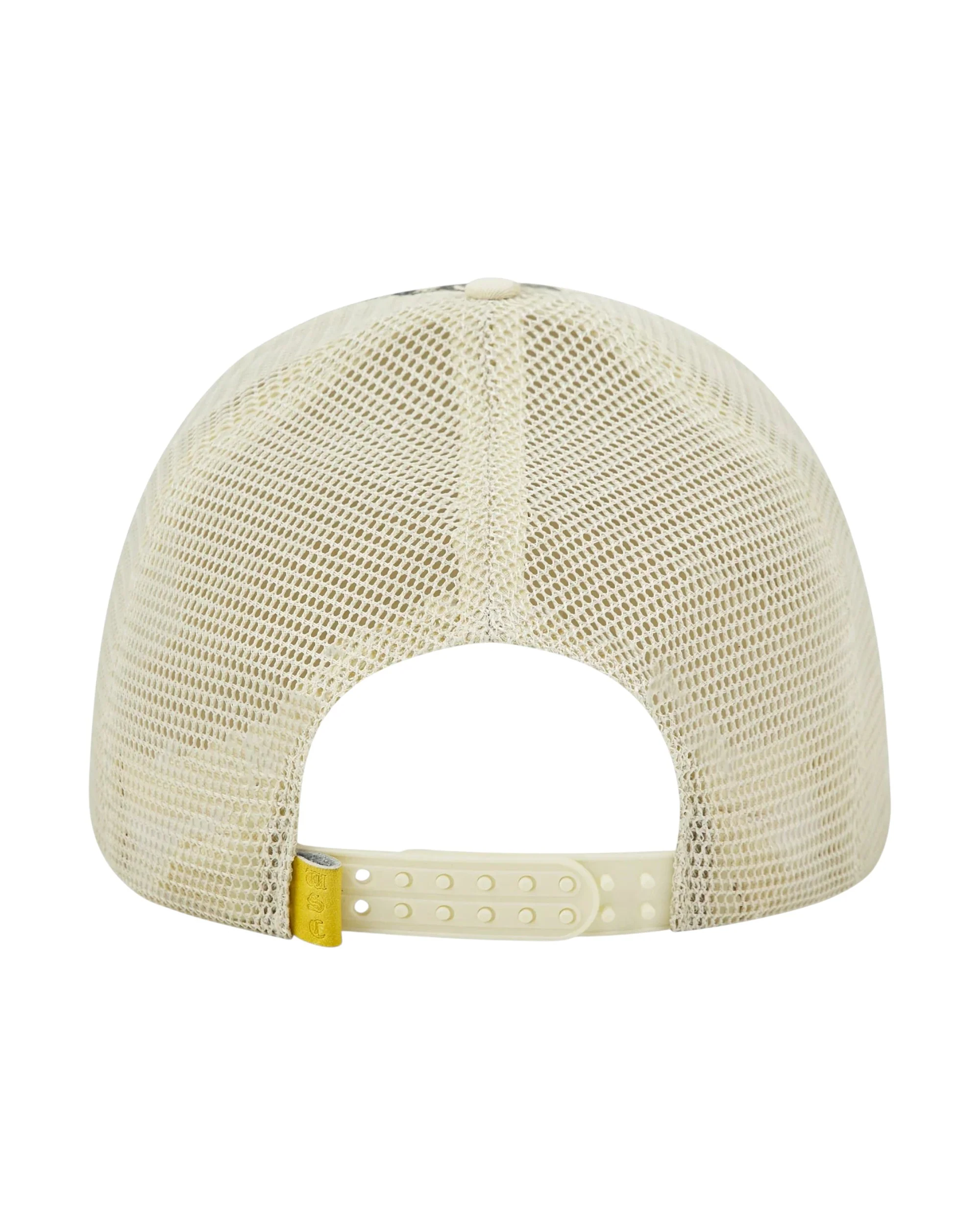 Heart Trucker Hat - Image 4