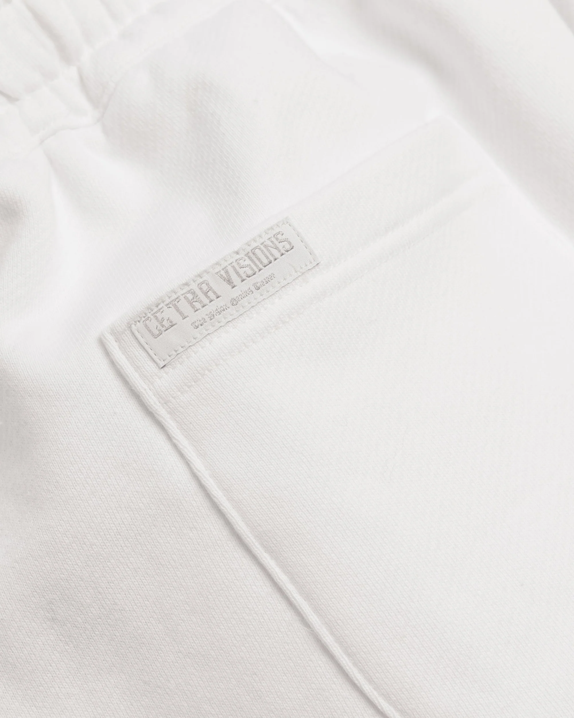 HEAVENLY WHITE CARGO SHORTS - Image 4